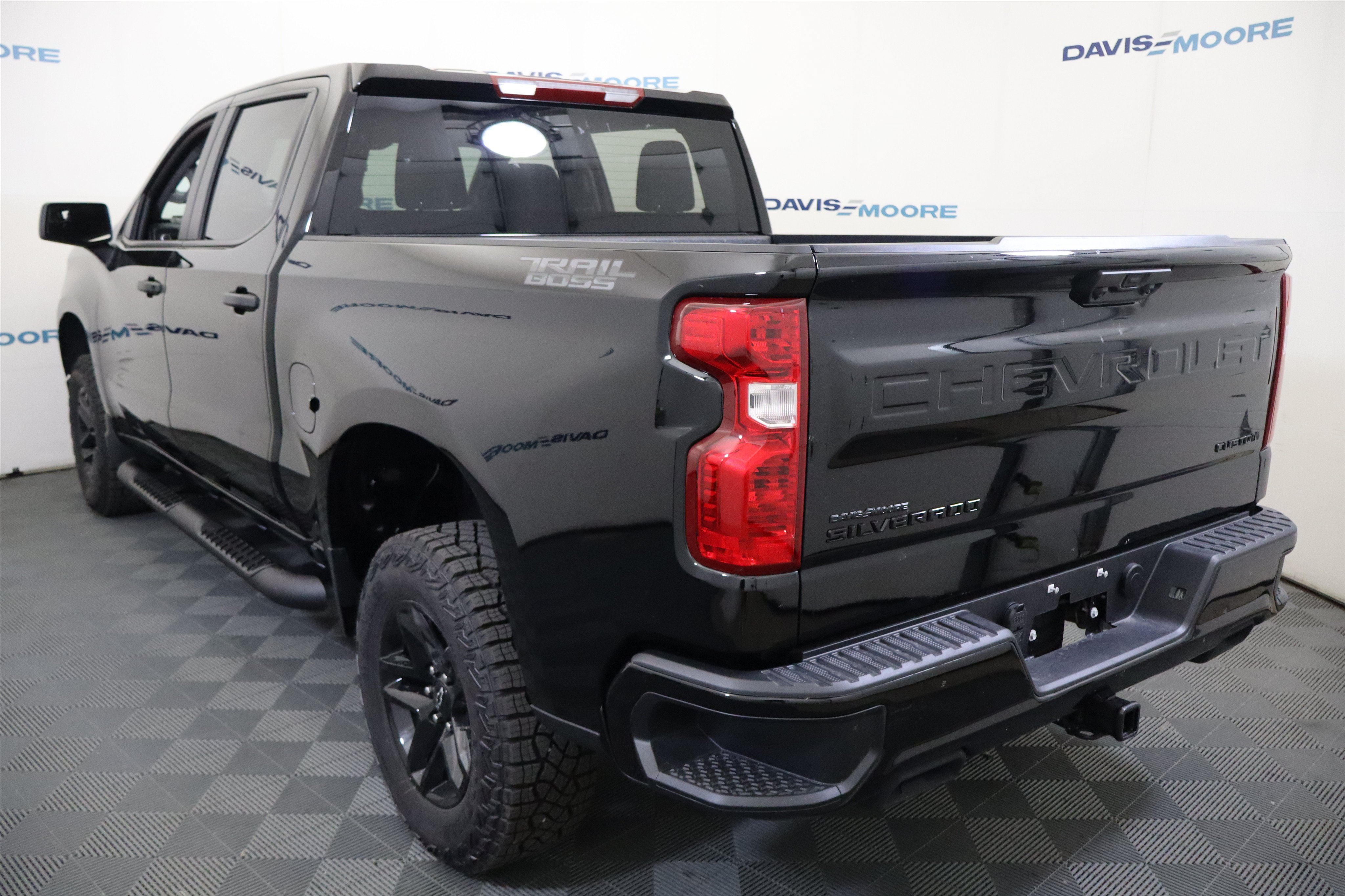 2026 Chevrolet Silverado 1500 Custom Trail Boss Crew Cab 4WD