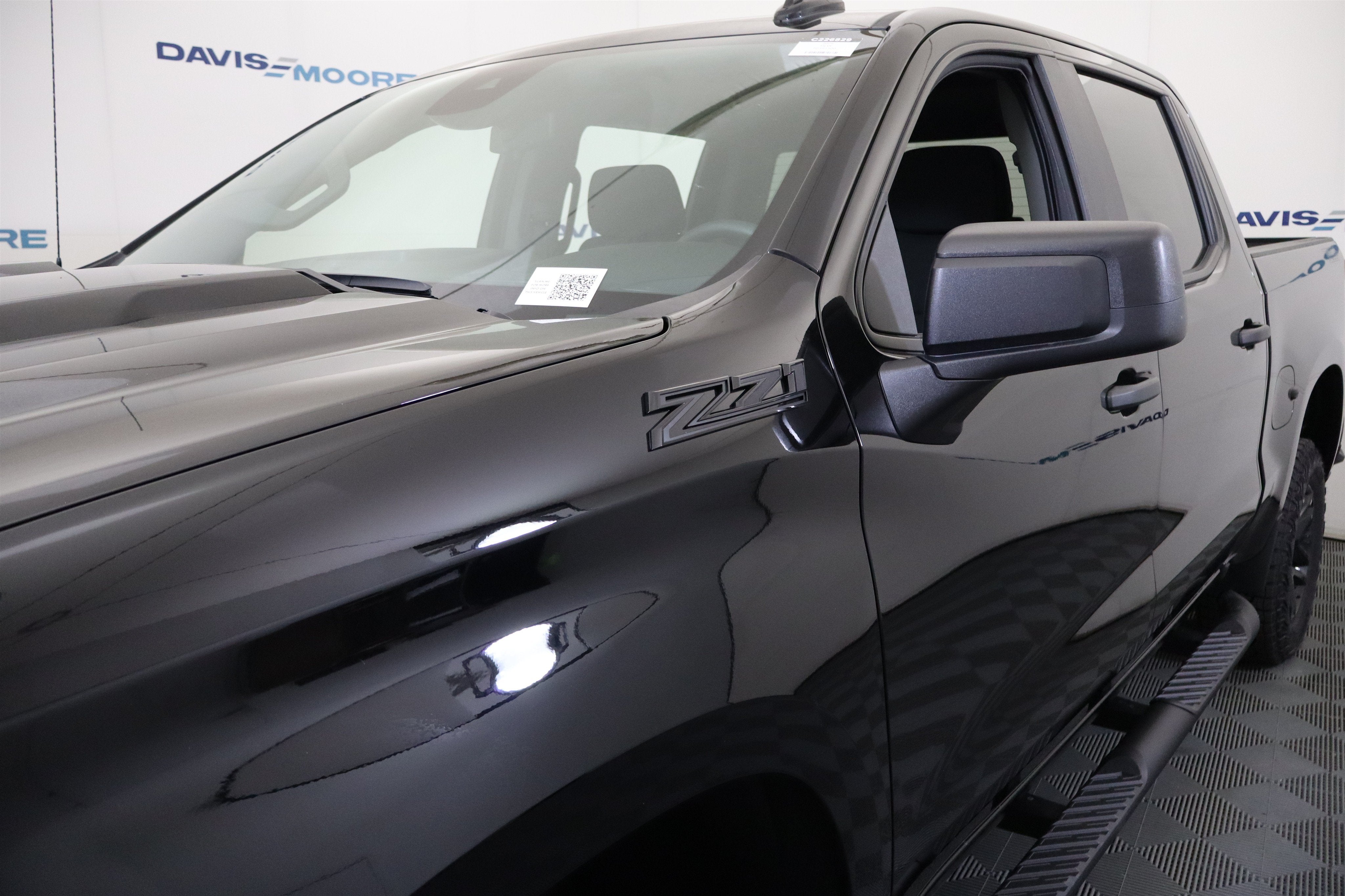 2026 Chevrolet Silverado 1500 Custom Trail Boss Crew Cab 4WD