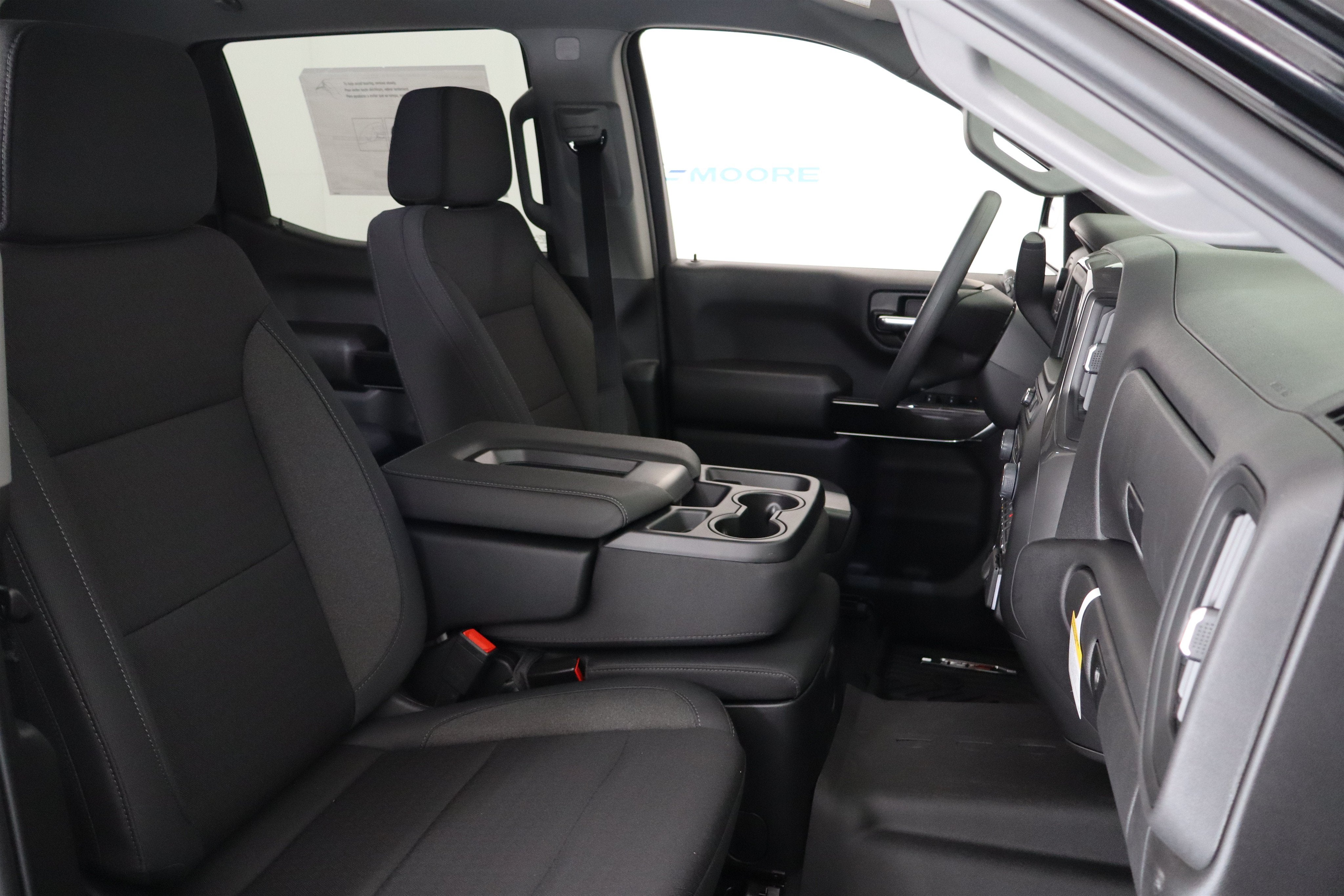2026 Chevrolet Silverado 1500 Custom Trail Boss Crew Cab 4WD