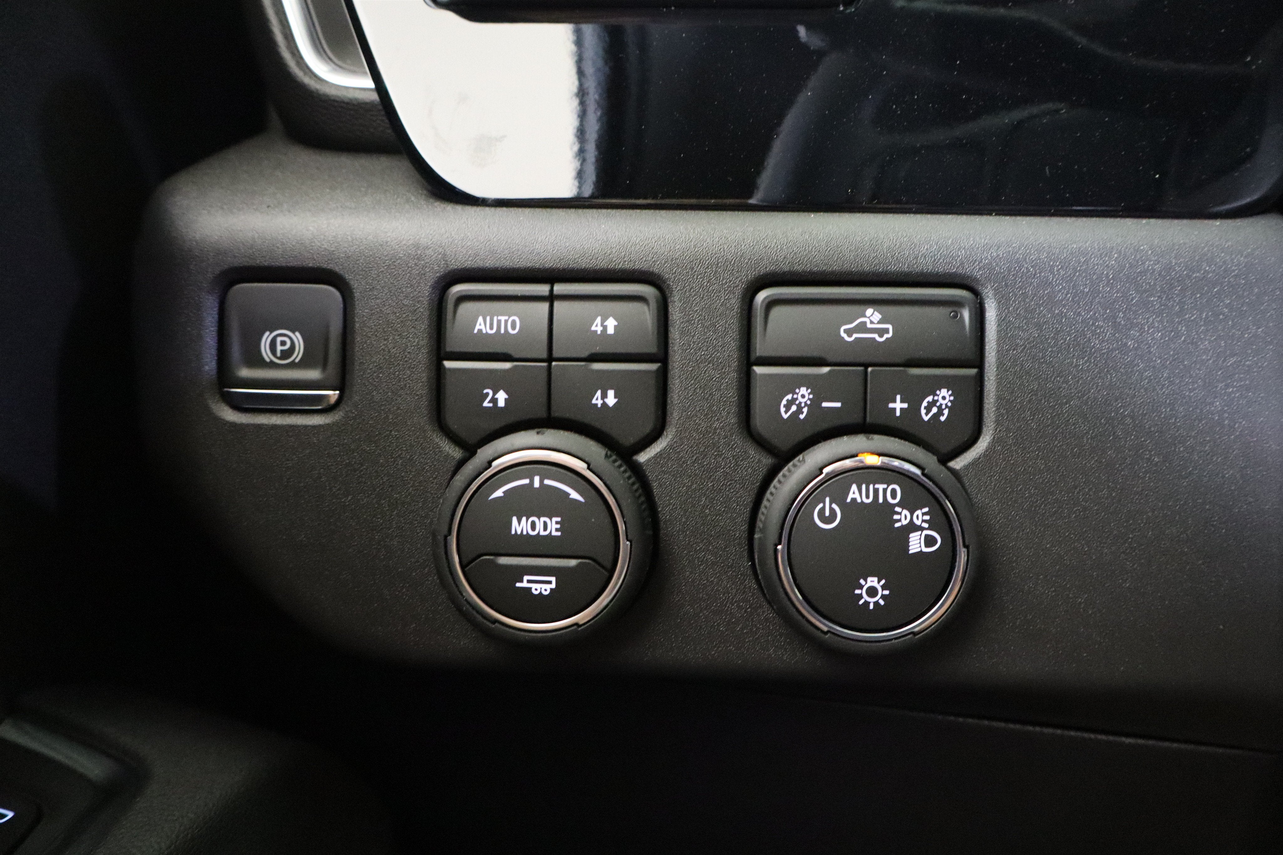 2026 Chevrolet Silverado 1500 LT Crew Cab 4WD