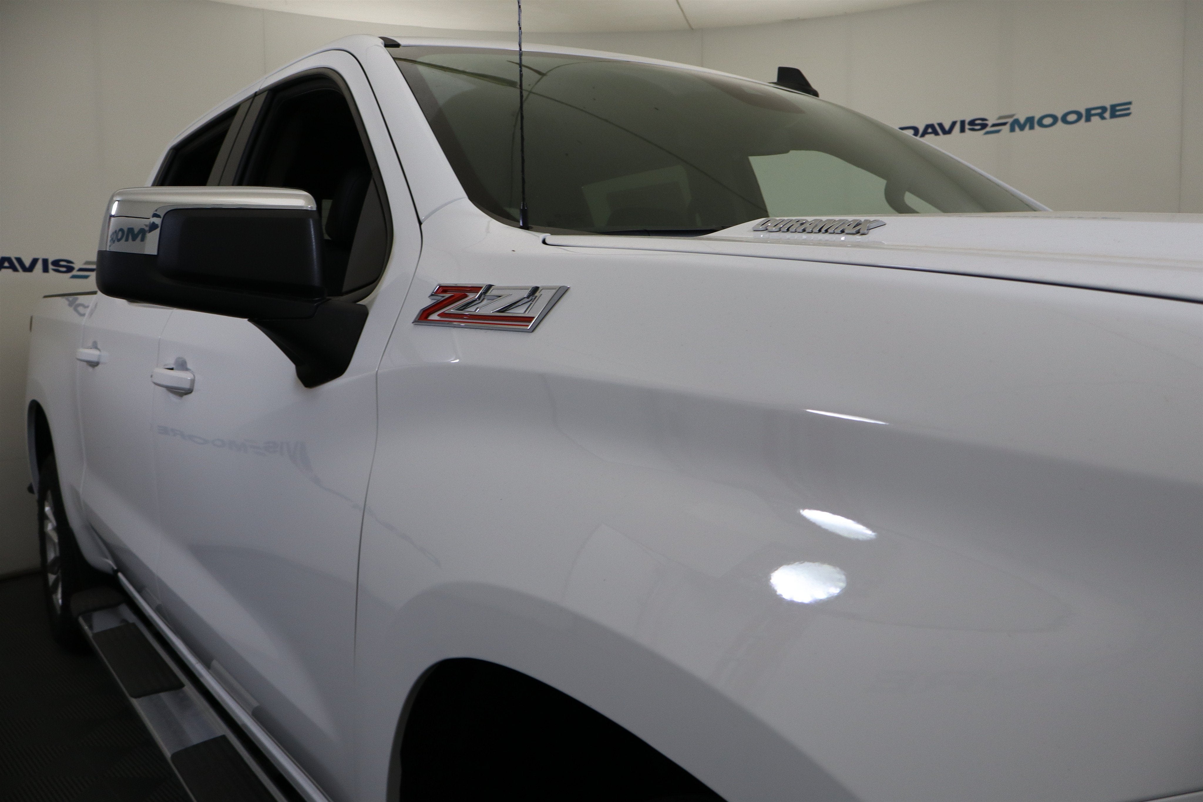 2026 Chevrolet Silverado 1500 LT Crew Cab 4WD