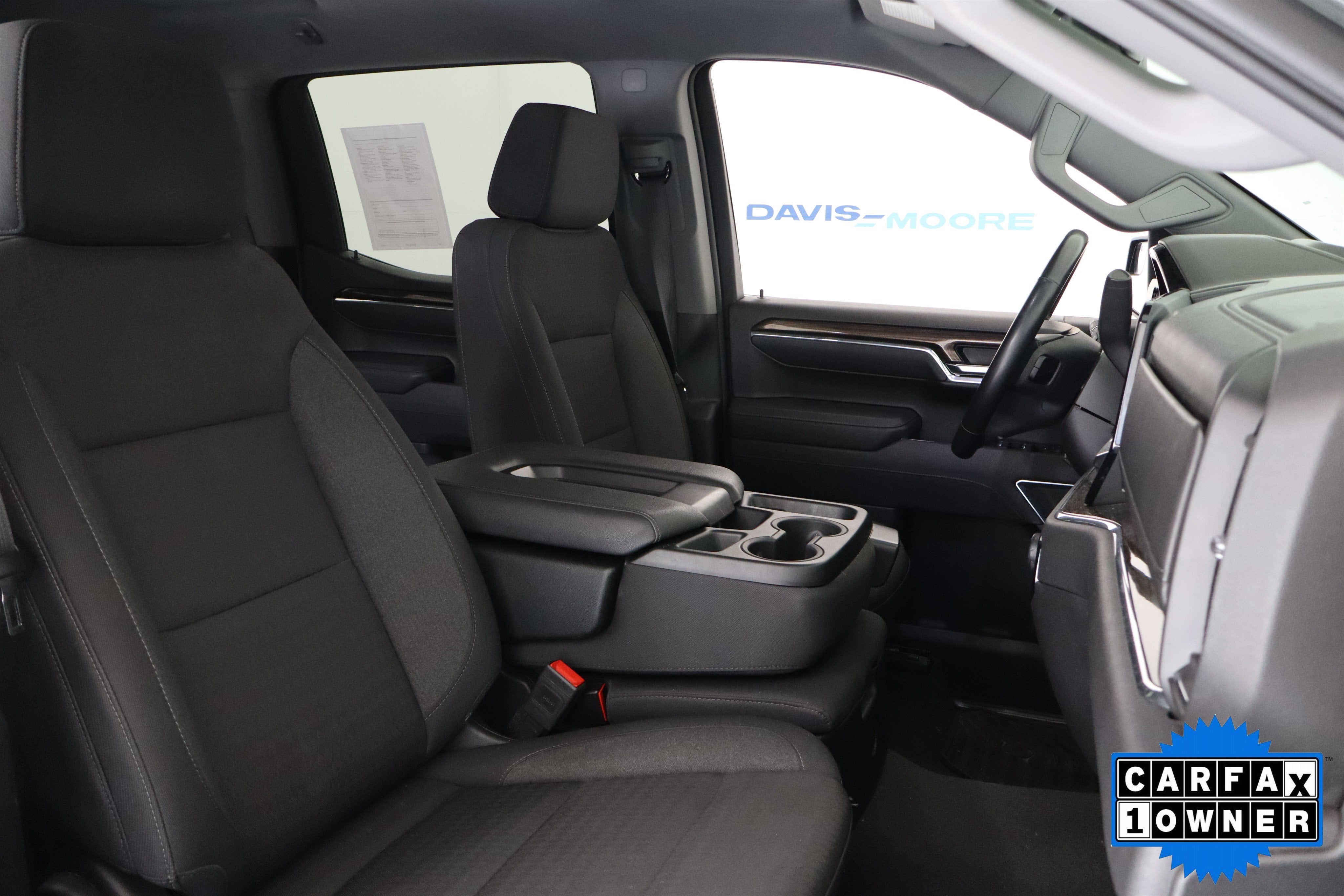 2025 Chevrolet Silverado 1500 LT Crew Cab 4WD