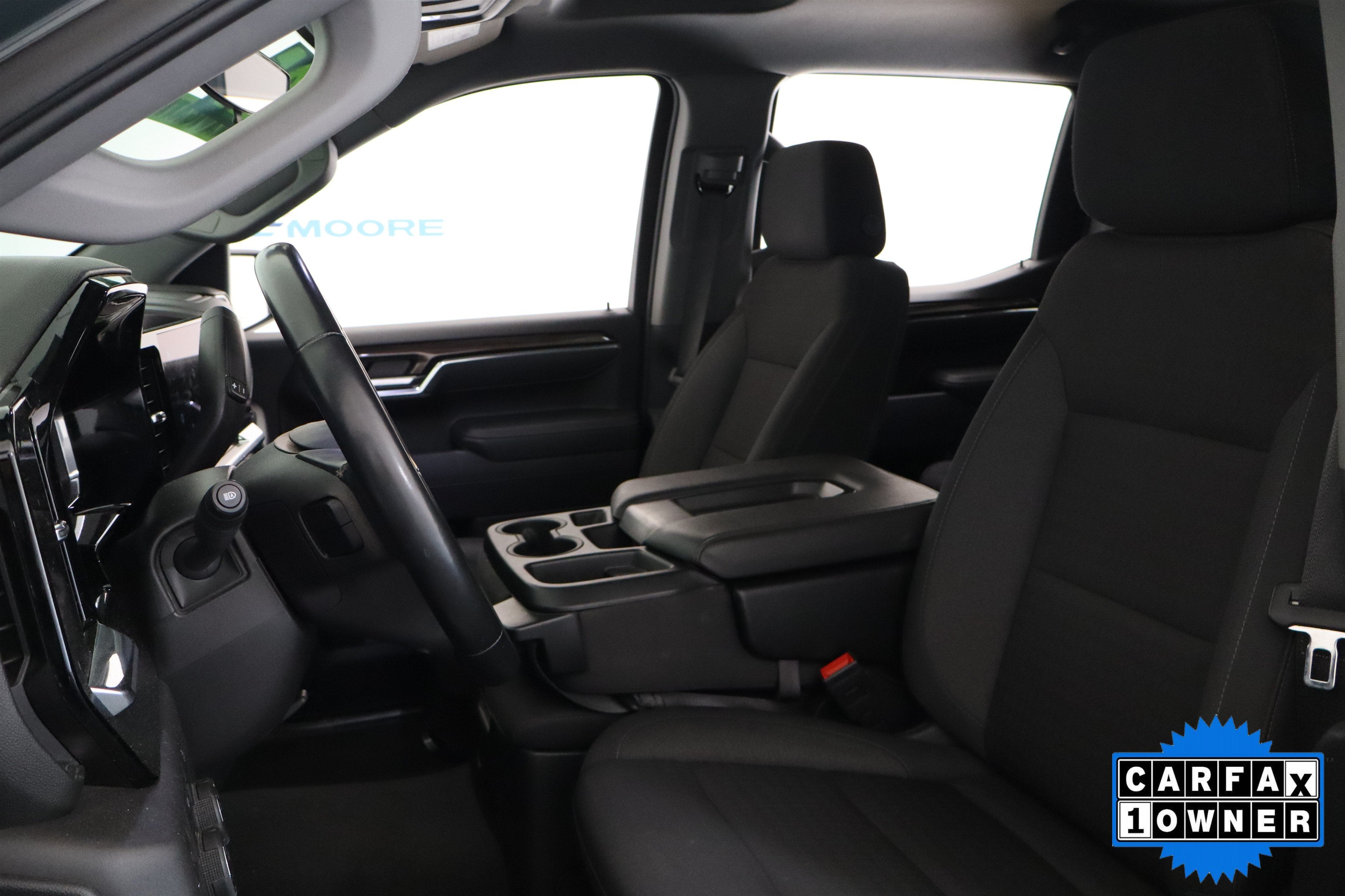 2025 Chevrolet Silverado 1500 LT Crew Cab 4WD