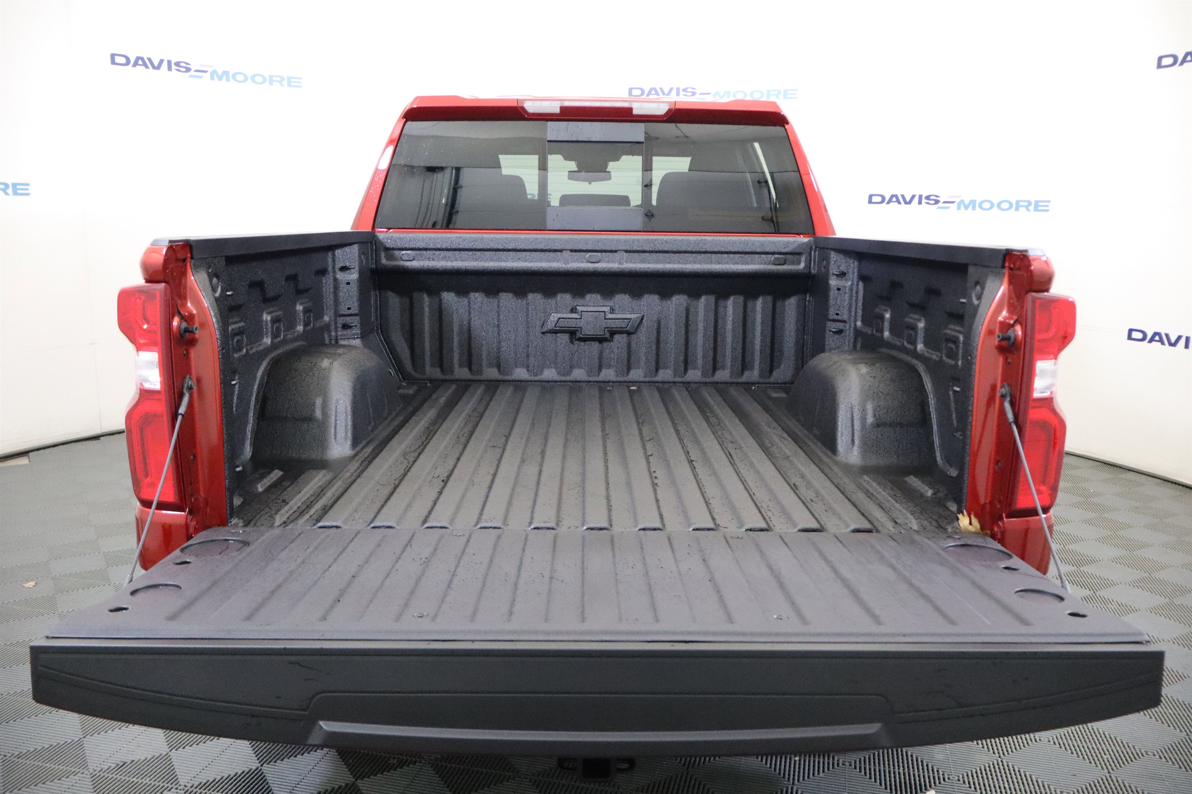 2026 Chevrolet Silverado 1500 RST Crew Cab 4WD