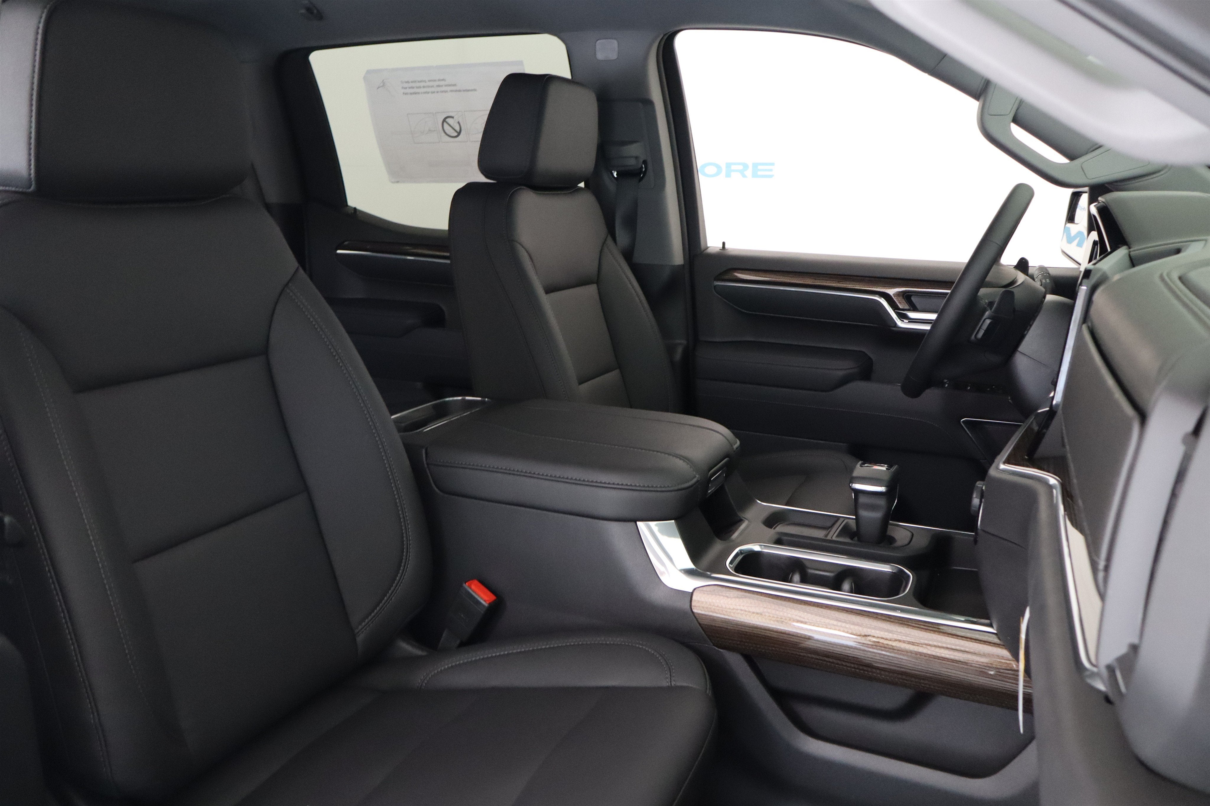 2026 Chevrolet Silverado 1500 RST Crew Cab 4WD