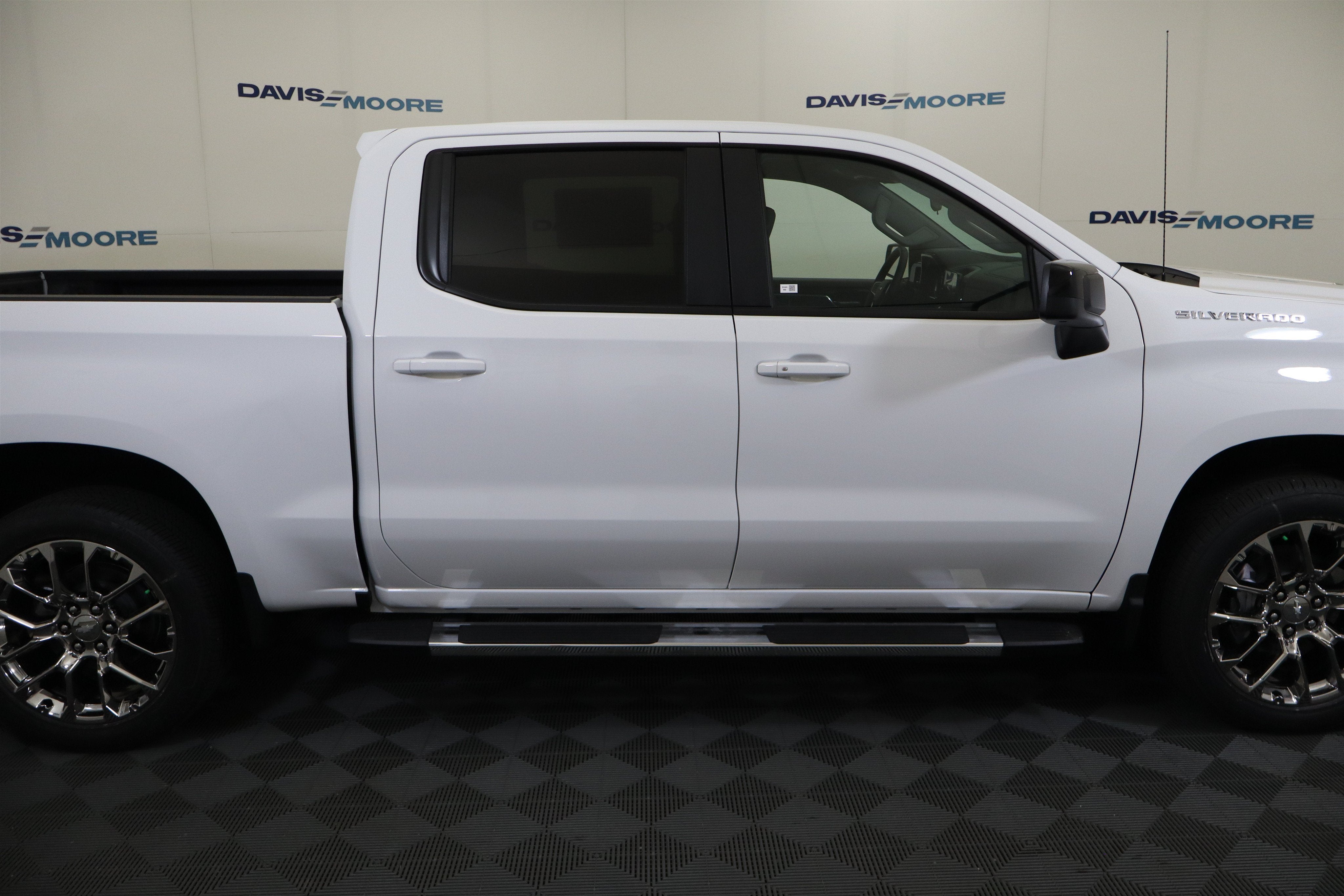 2026 Chevrolet Silverado 1500 RST Crew Cab 4WD