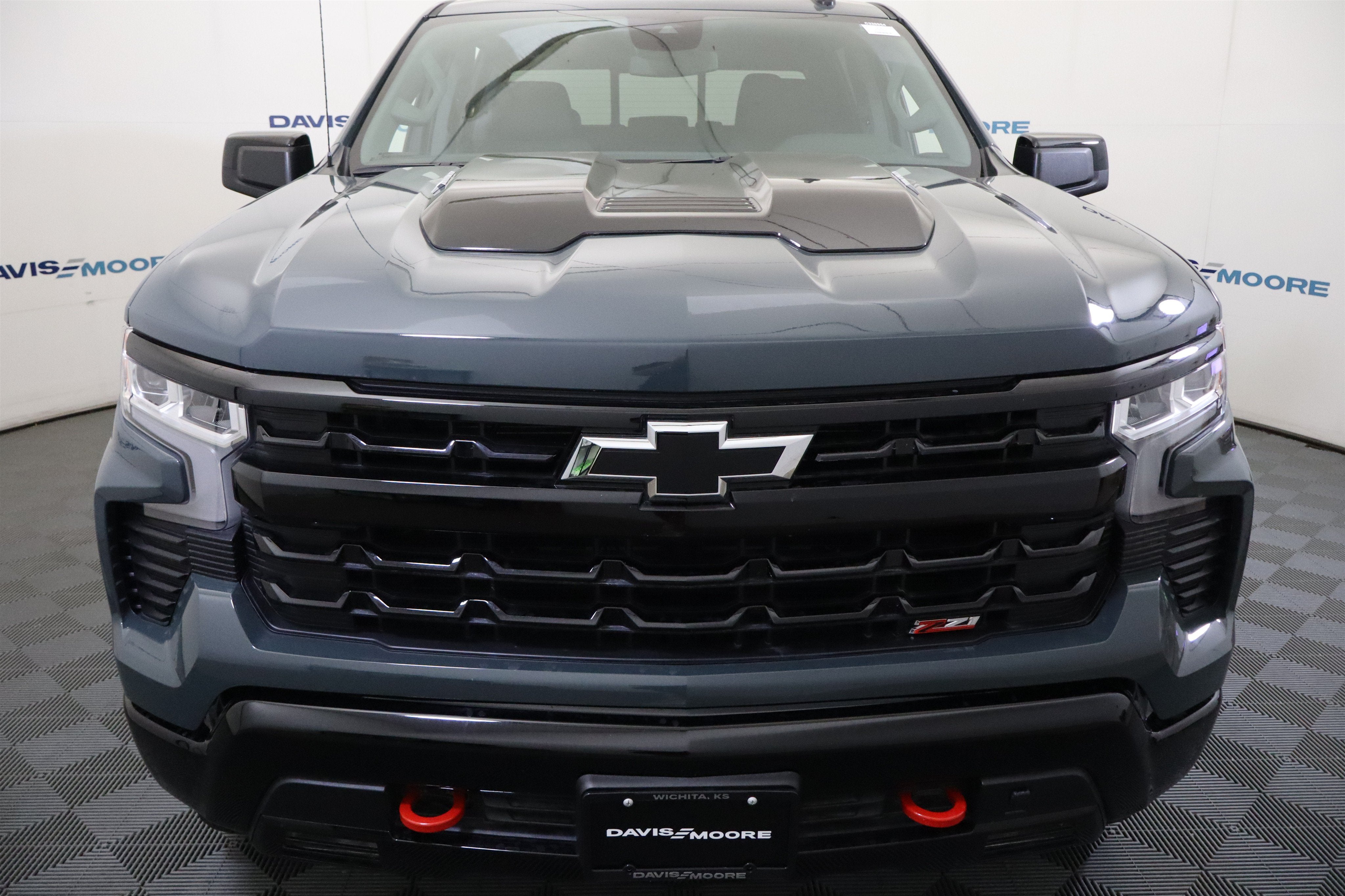 2026 Chevrolet Silverado 1500 LT Trail Boss Crew Cab 4WD