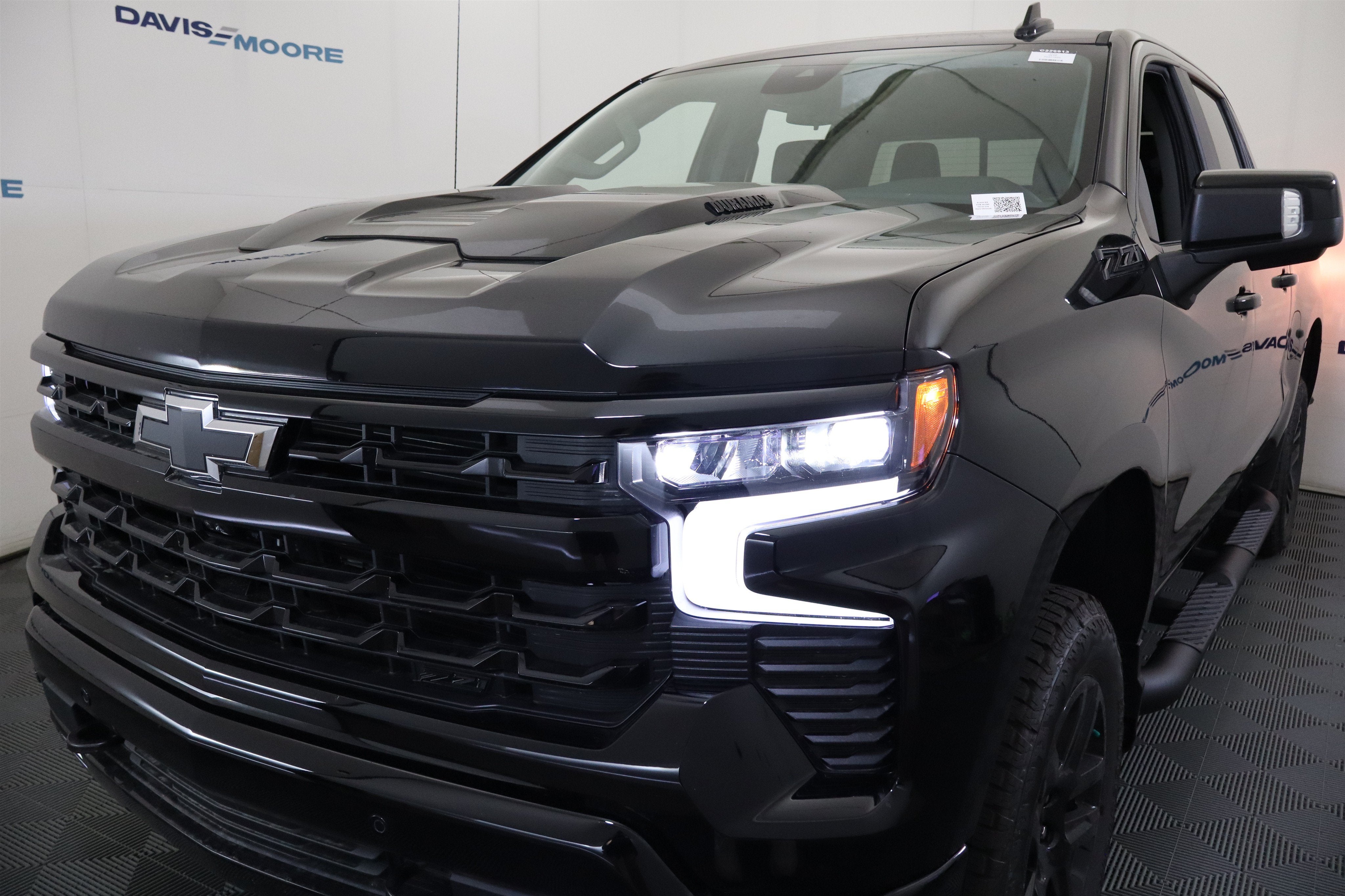 2026 Chevrolet Silverado 1500 LT Trail Boss Crew Cab 4WD
