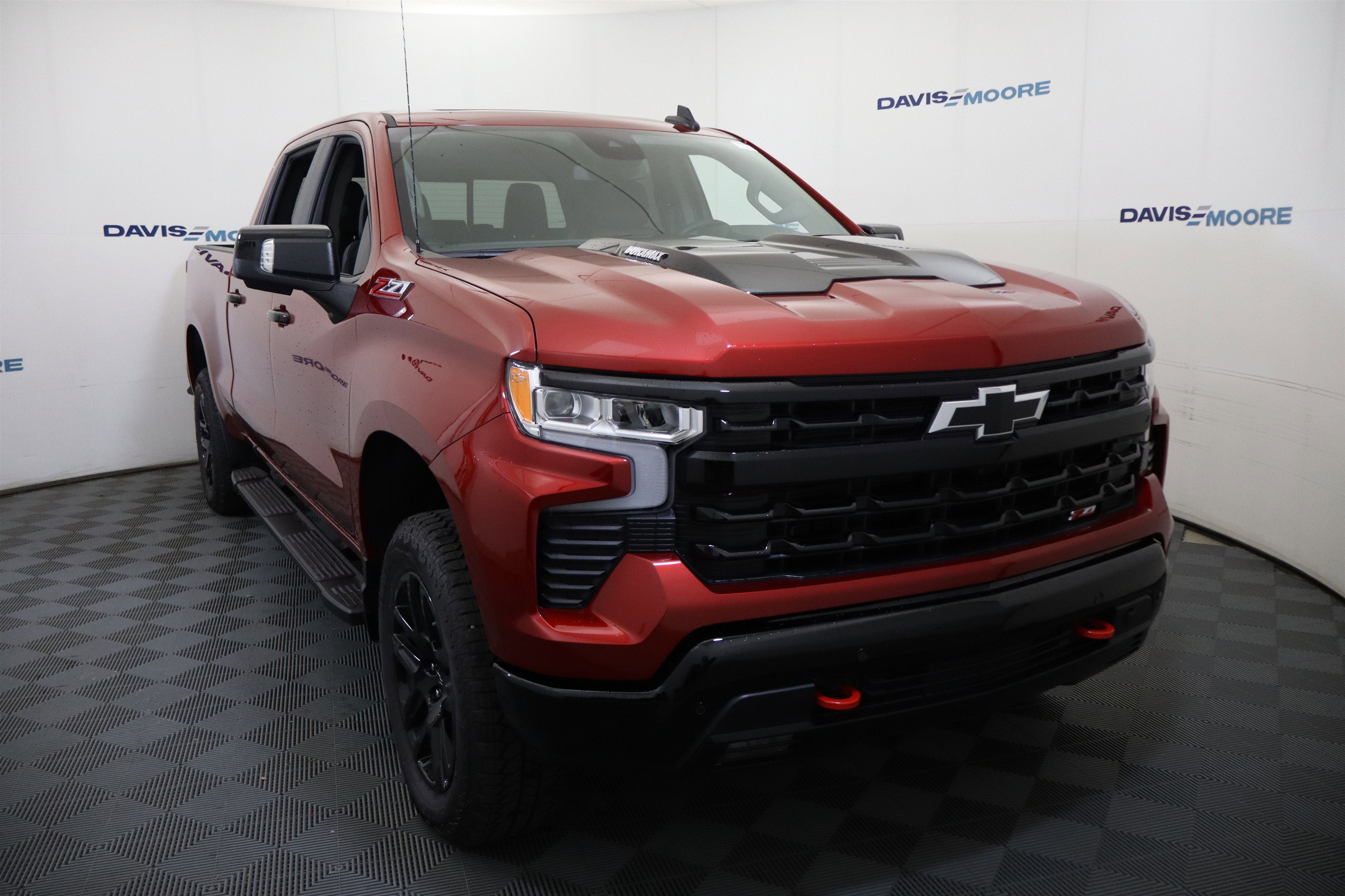 2026 Chevrolet Silverado 1500 LT Trail Boss Crew Cab 4WD