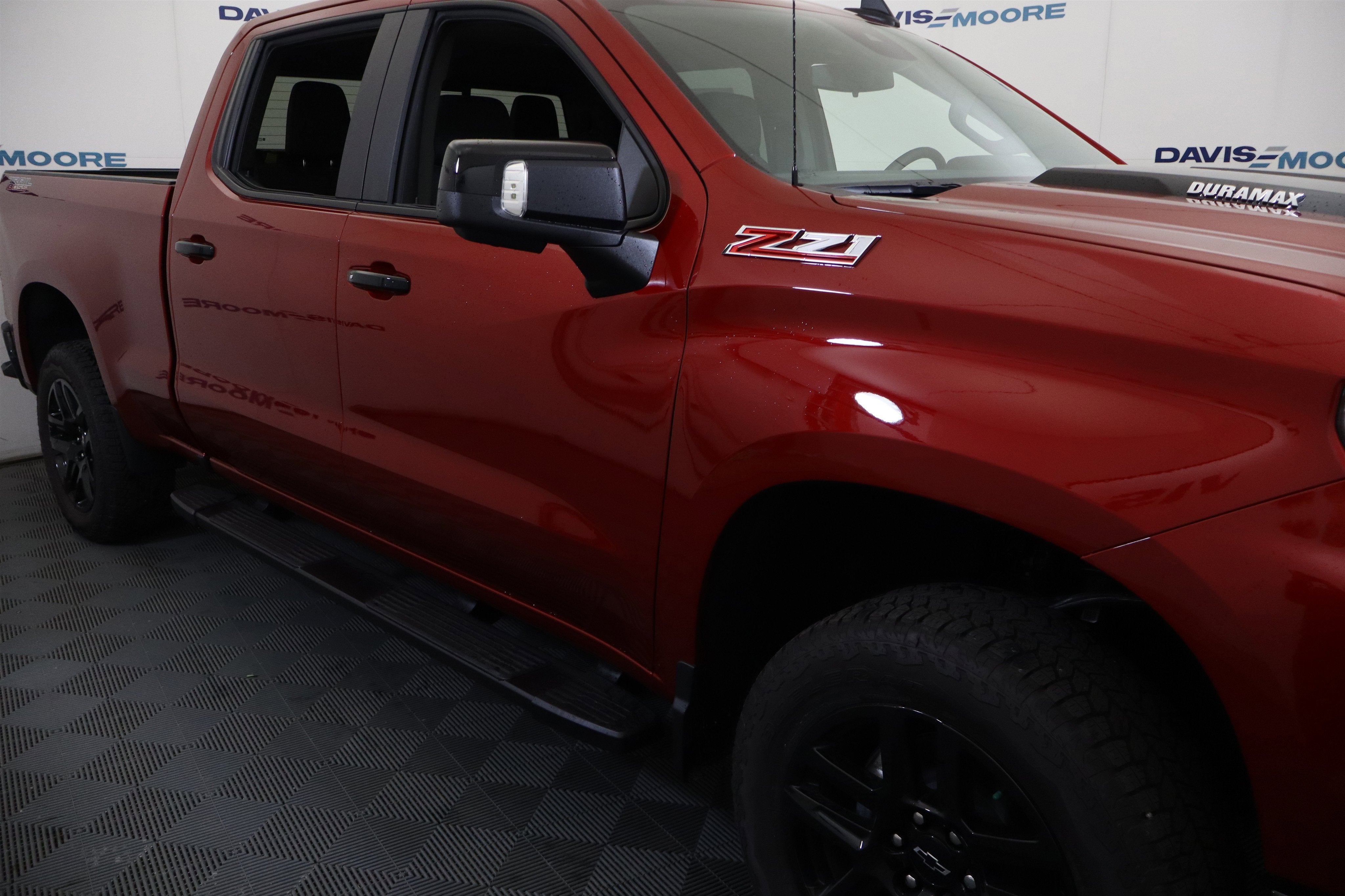 2026 Chevrolet Silverado 1500 LT Trail Boss Crew Cab 4WD