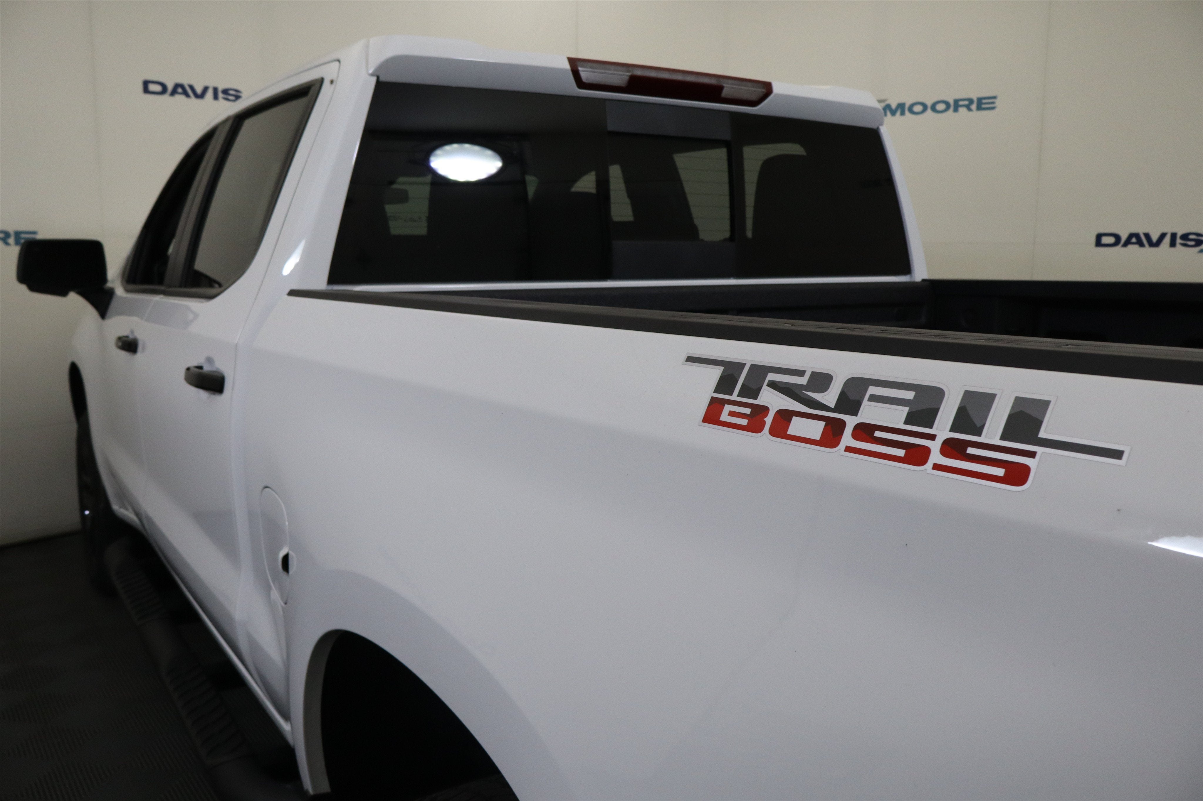 2026 Chevrolet Silverado 1500 LT Trail Boss Crew Cab 4WD