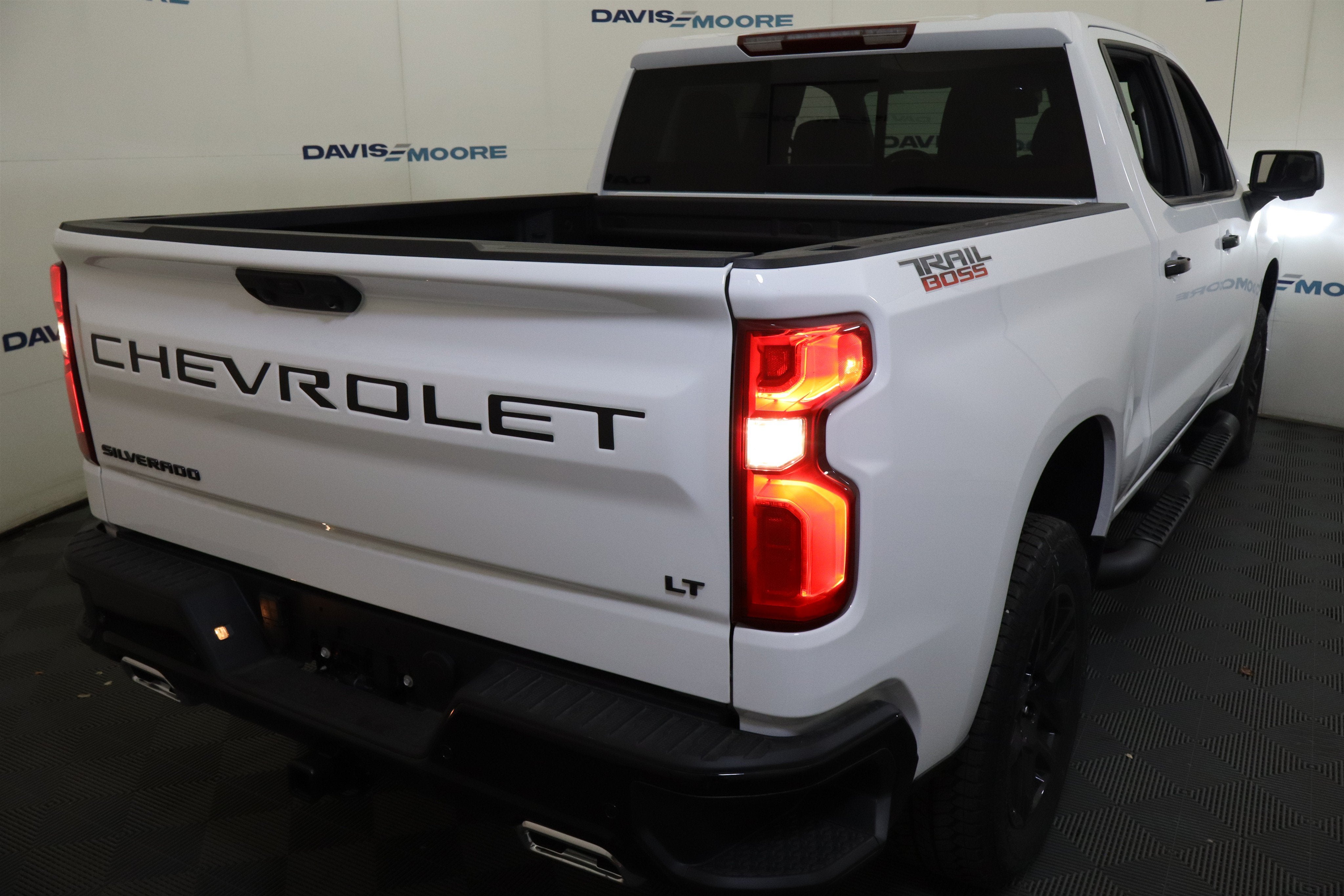 2026 Chevrolet Silverado 1500 LT Trail Boss Crew Cab 4WD