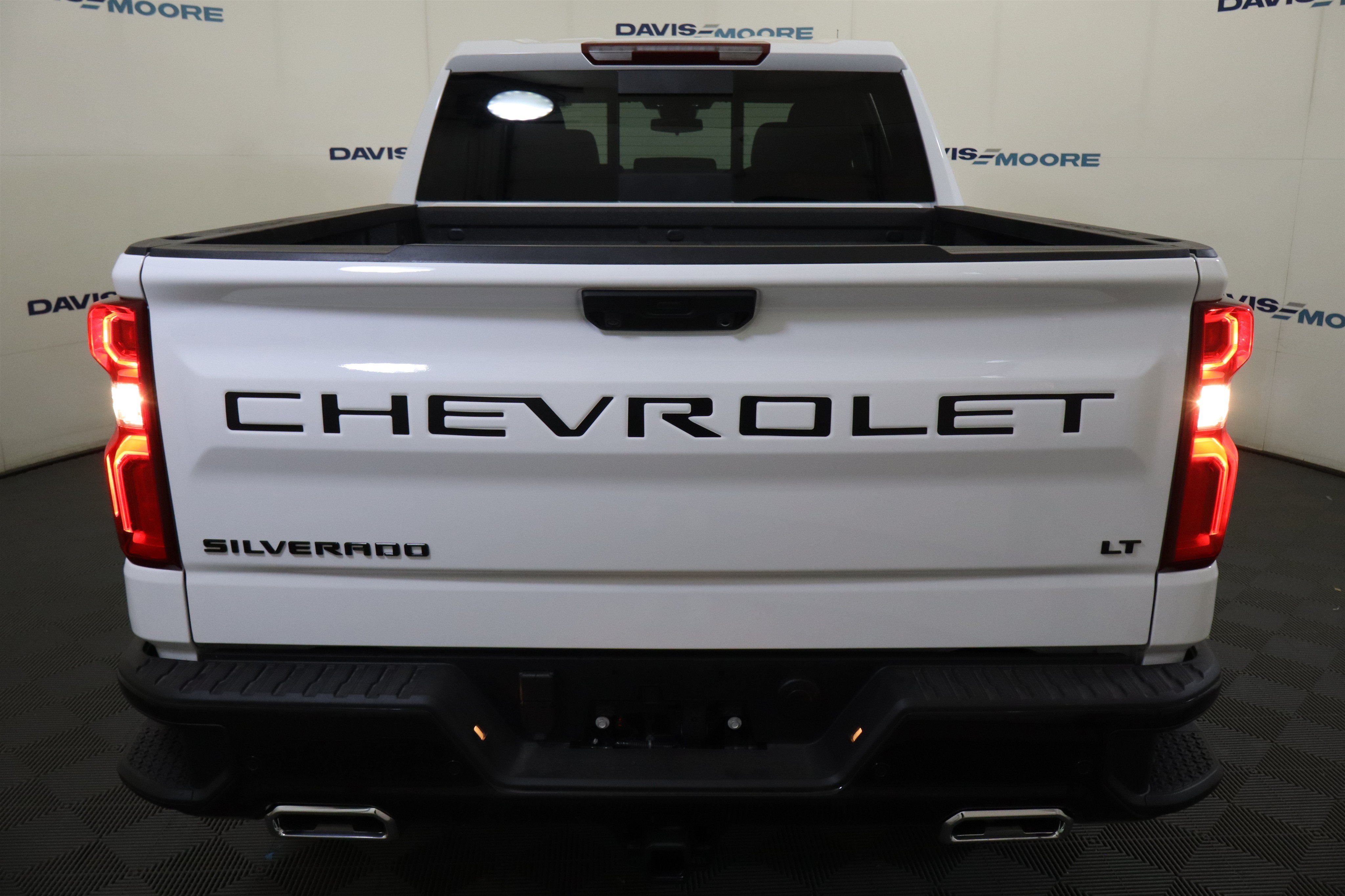 2026 Chevrolet Silverado 1500 LT Trail Boss Crew Cab 4WD
