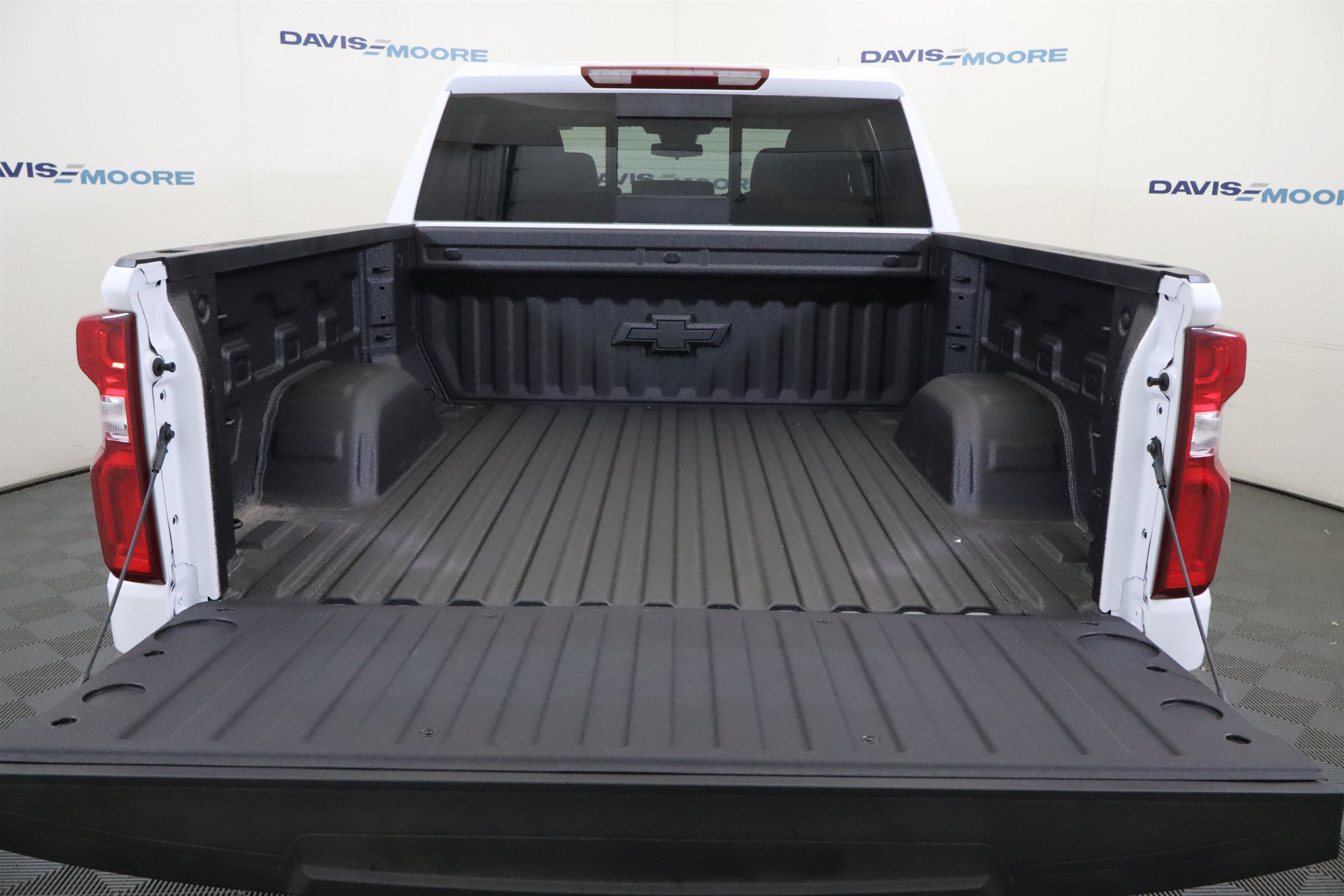 2026 Chevrolet Silverado 1500 LT Trail Boss Crew Cab 4WD