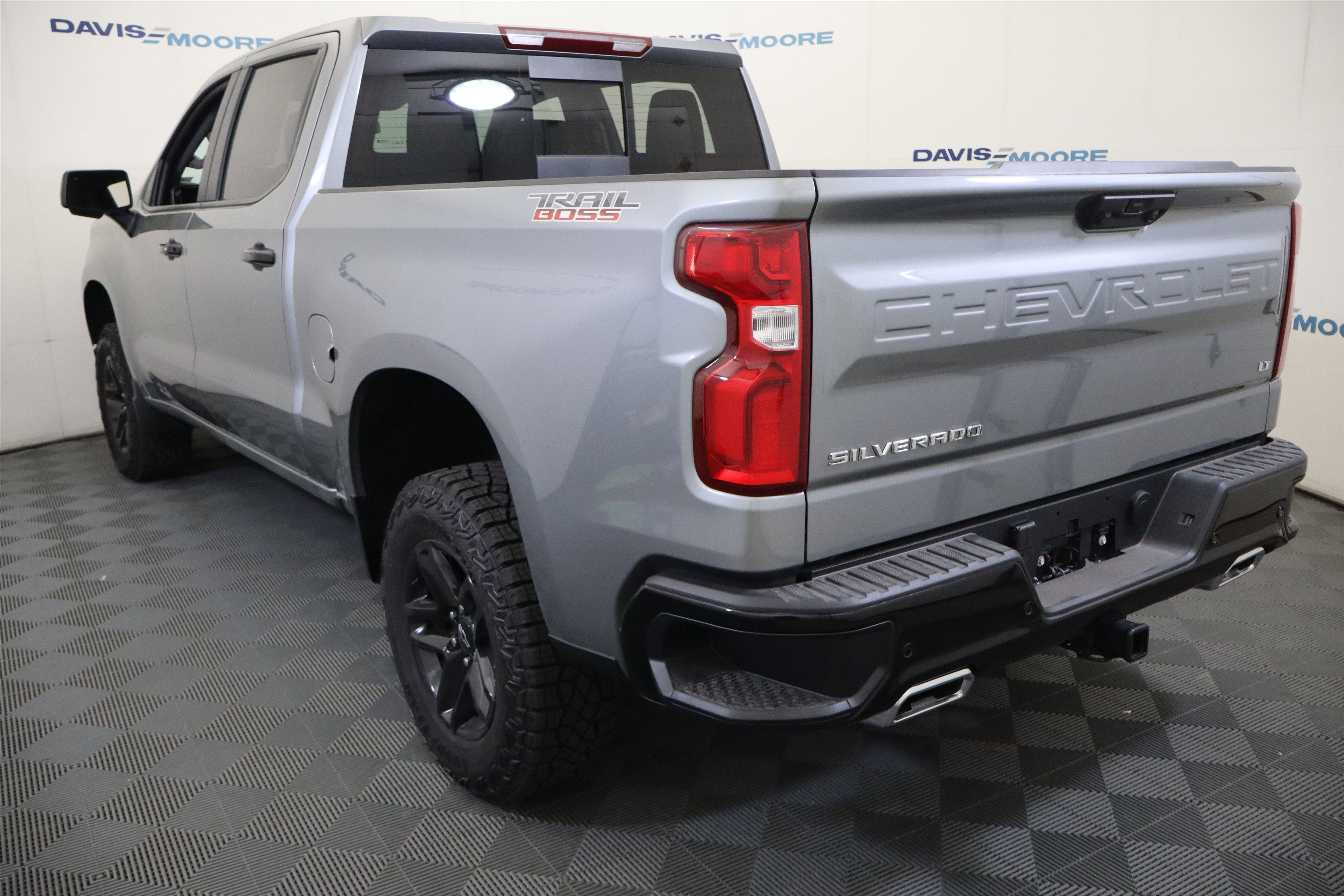 2026 Chevrolet Silverado 1500 LT Trail Boss Crew Cab 4WD