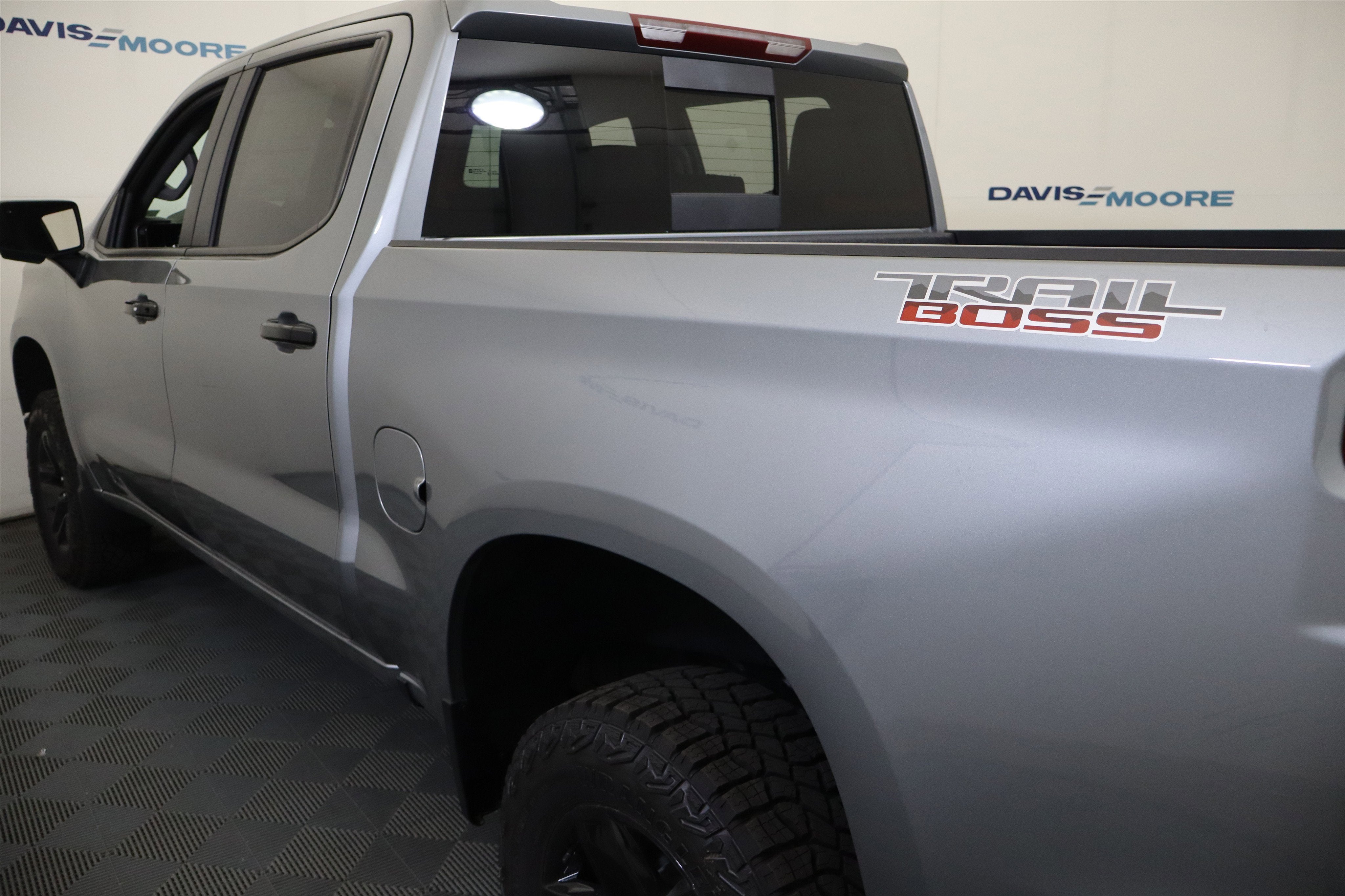 2026 Chevrolet Silverado 1500 LT Trail Boss Crew Cab 4WD