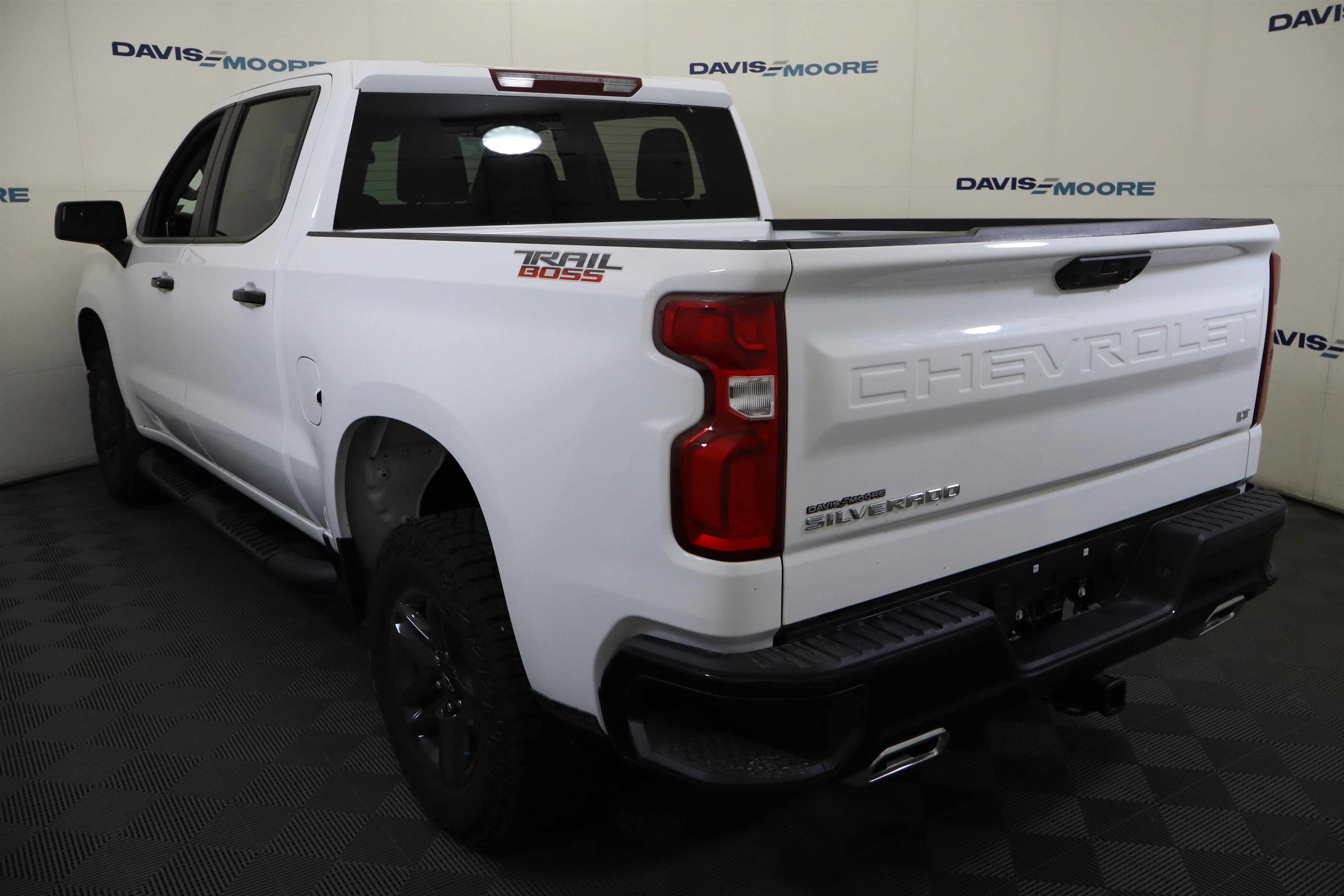 2026 Chevrolet Silverado 1500 LT Trail Boss Crew Cab 4WD