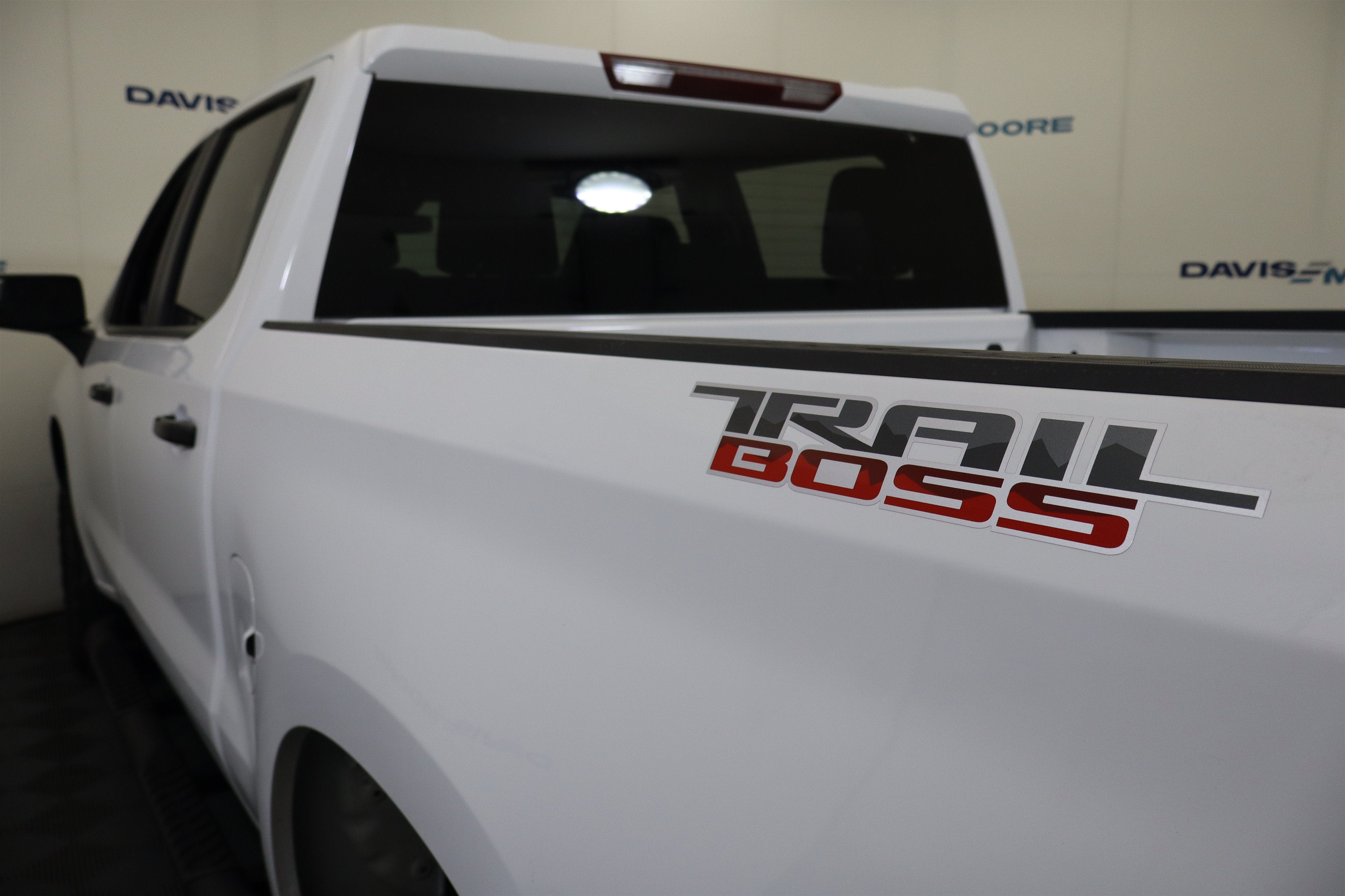 2026 Chevrolet Silverado 1500 LT Trail Boss Crew Cab 4WD