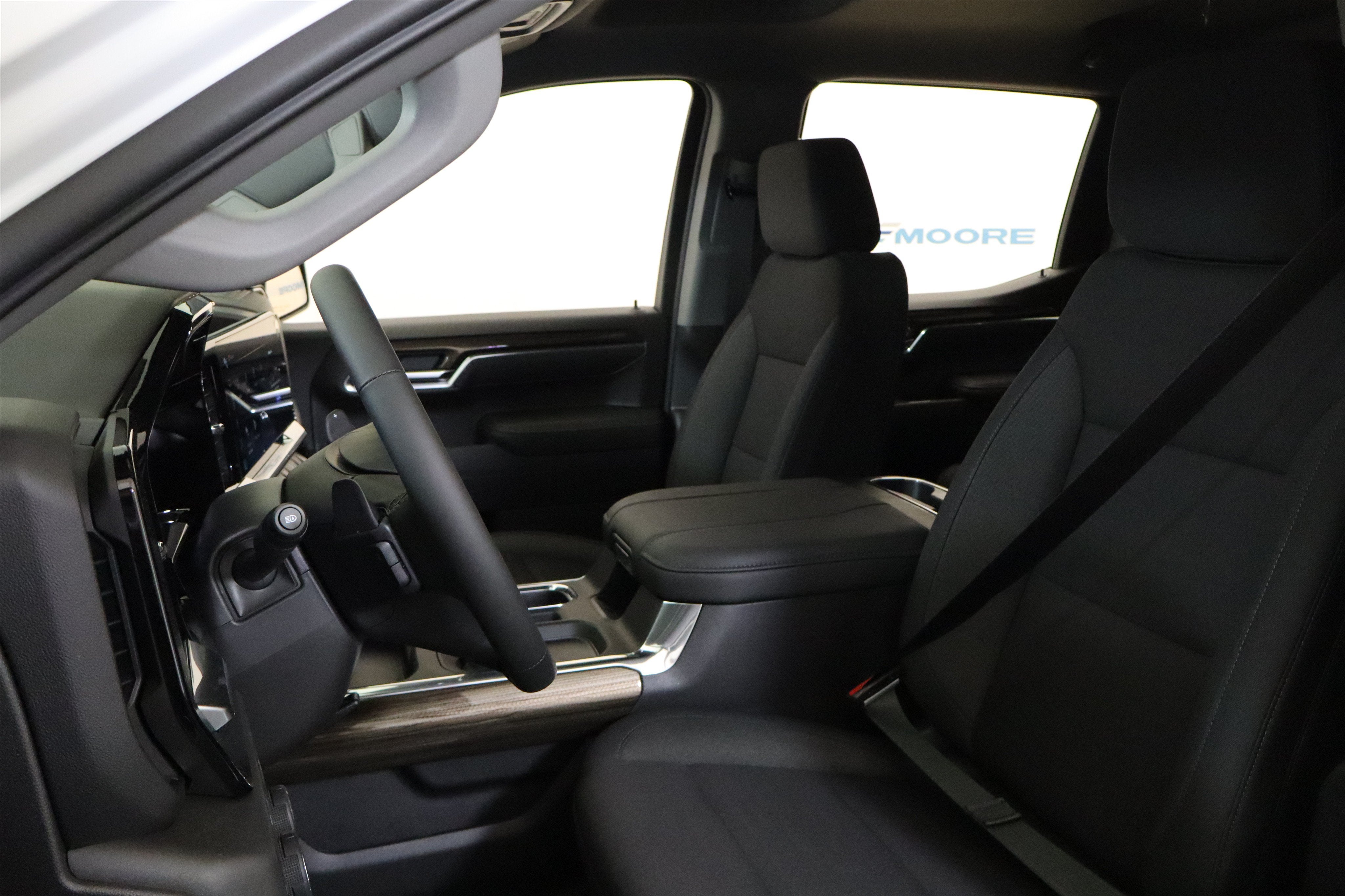 2026 Chevrolet Silverado 1500 LT Trail Boss Crew Cab 4WD