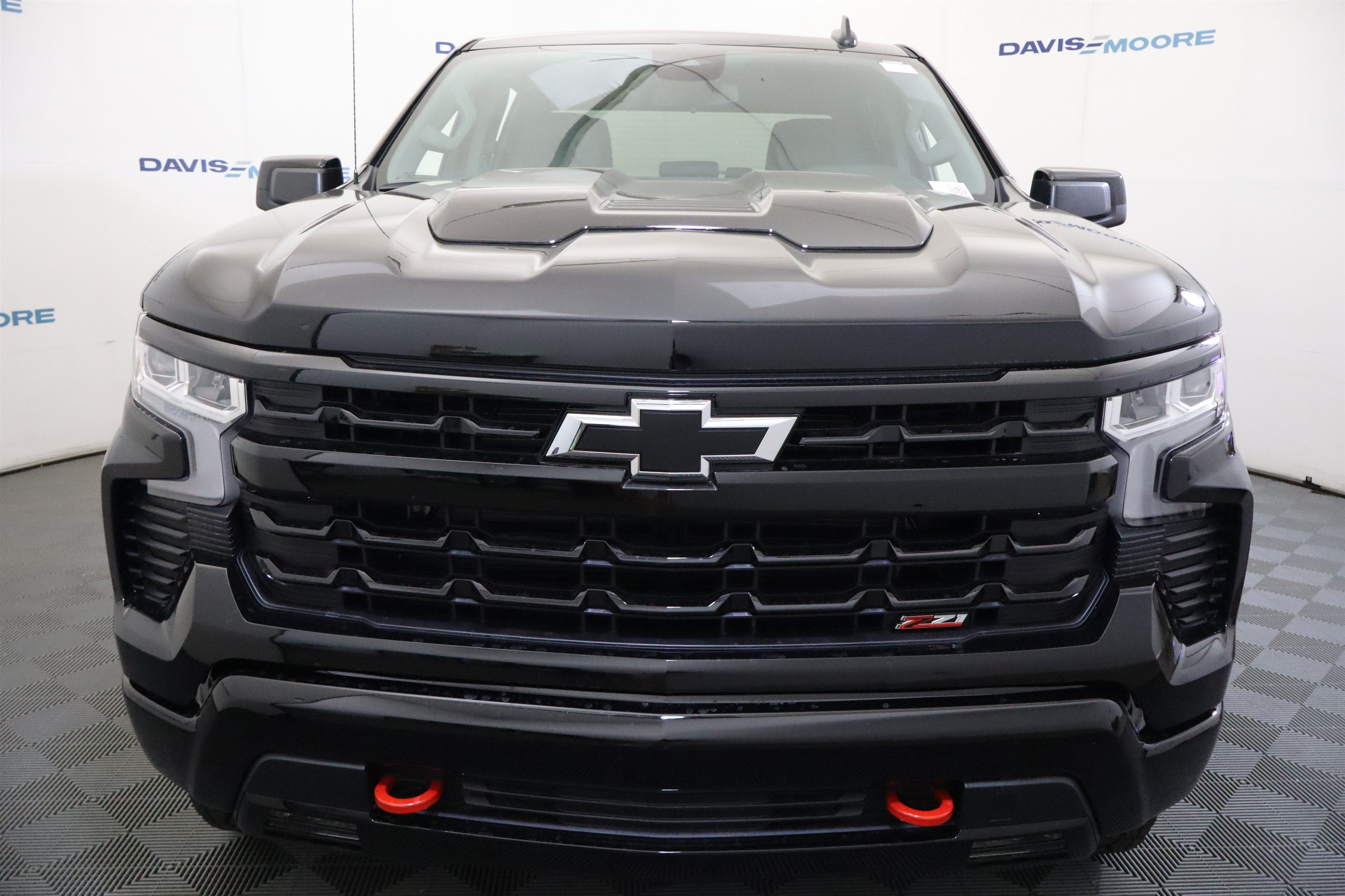 2026 Chevrolet Silverado 1500 LT Trail Boss Crew Cab 4WD
