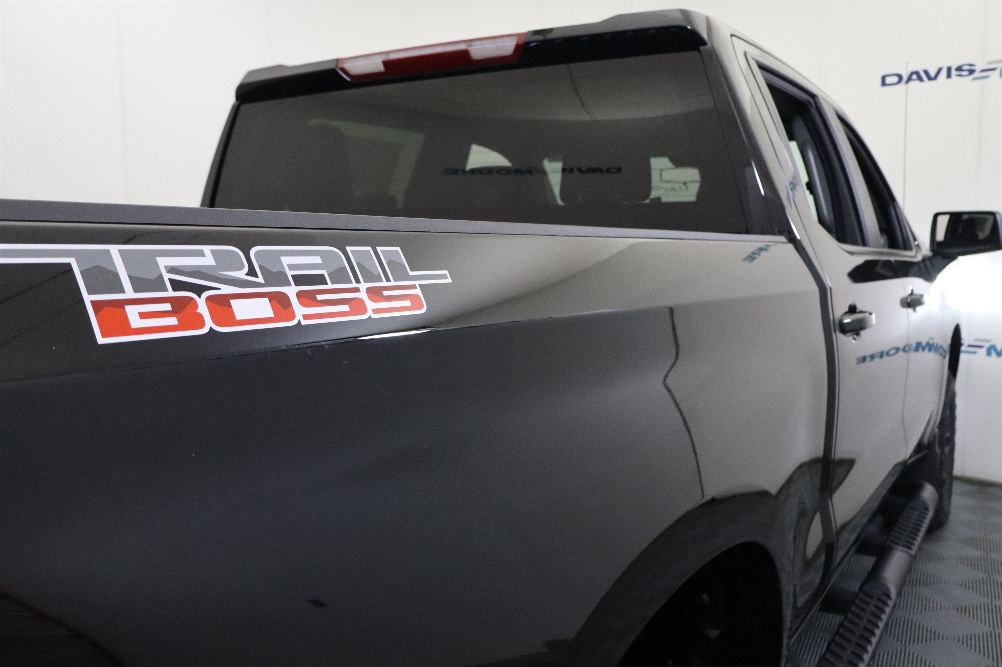 2026 Chevrolet Silverado 1500 LT Trail Boss Crew Cab 4WD