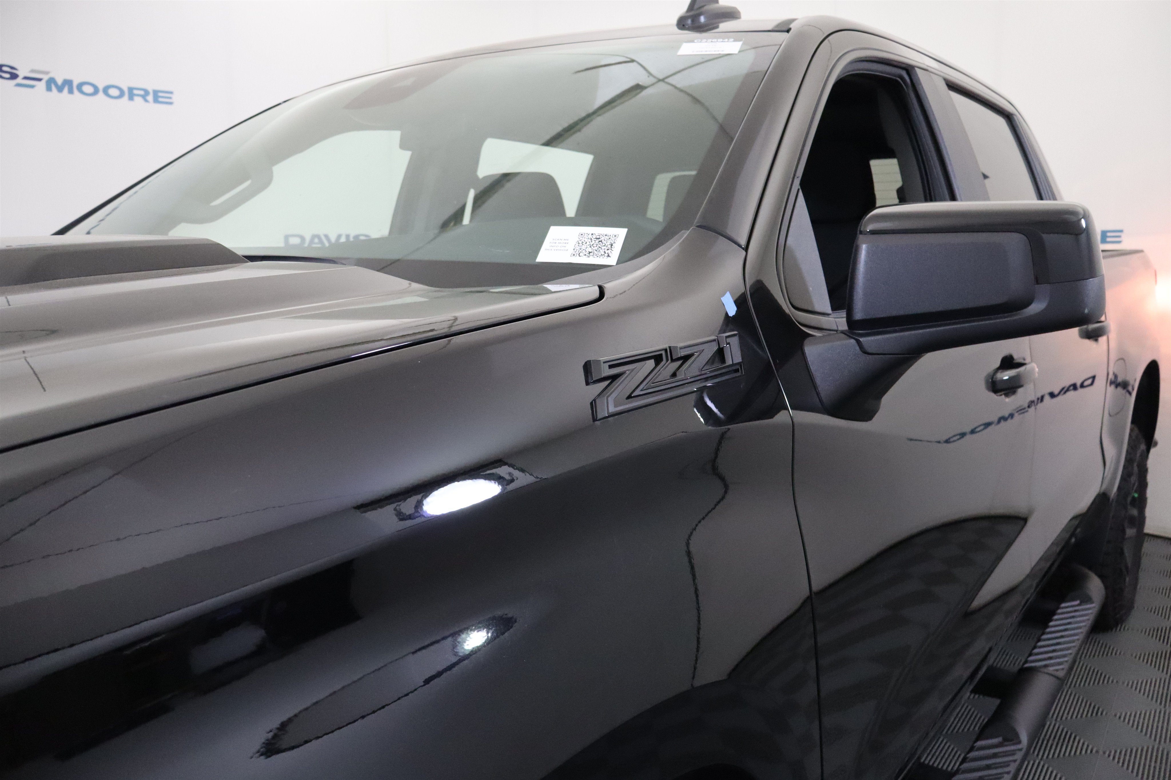2026 Chevrolet Silverado 1500 LT Trail Boss Crew Cab 4WD