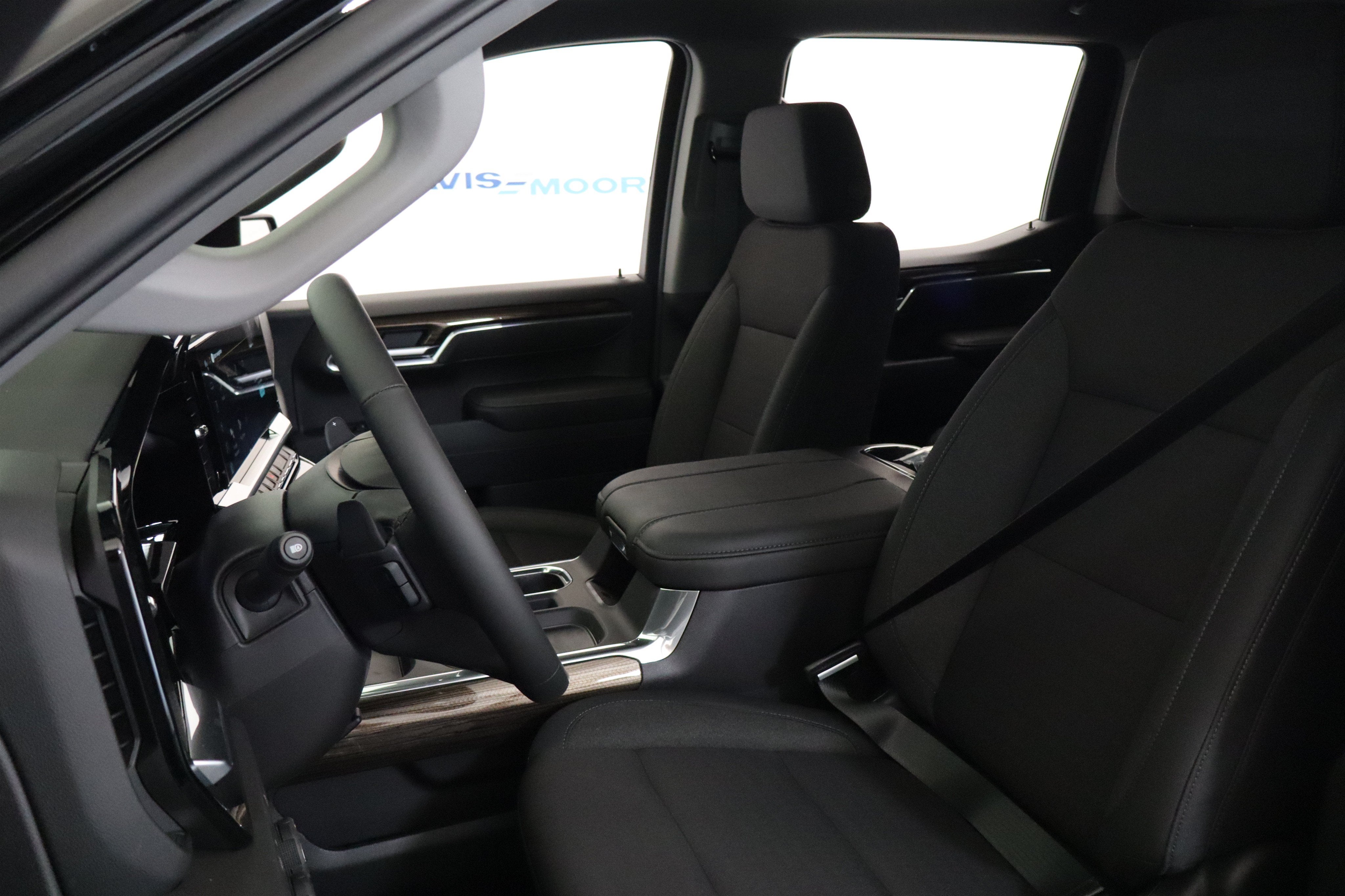 2026 Chevrolet Silverado 1500 LT Trail Boss Crew Cab 4WD