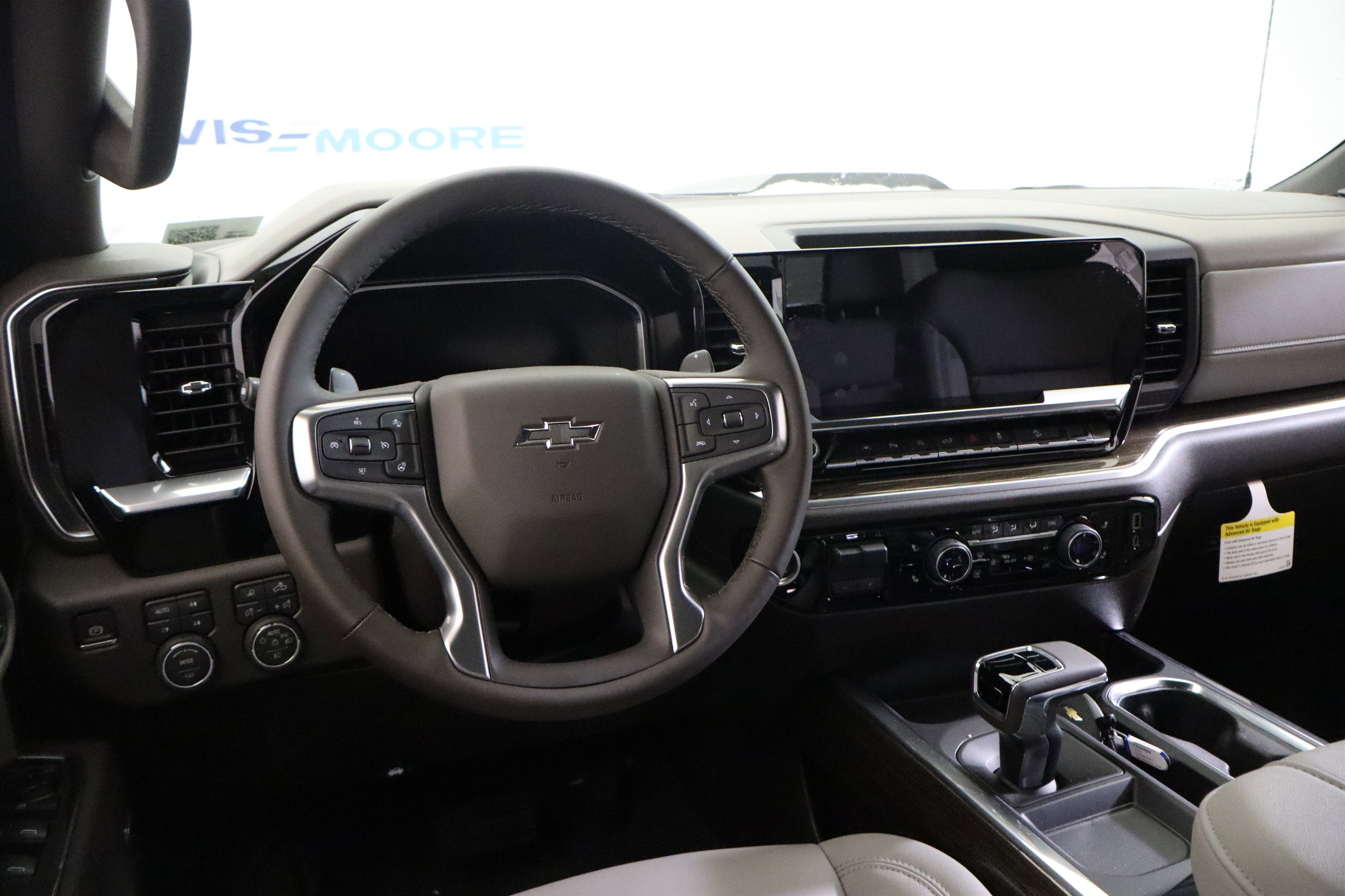 2026 Chevrolet Silverado 1500 LT Trail Boss Crew Cab 4WD