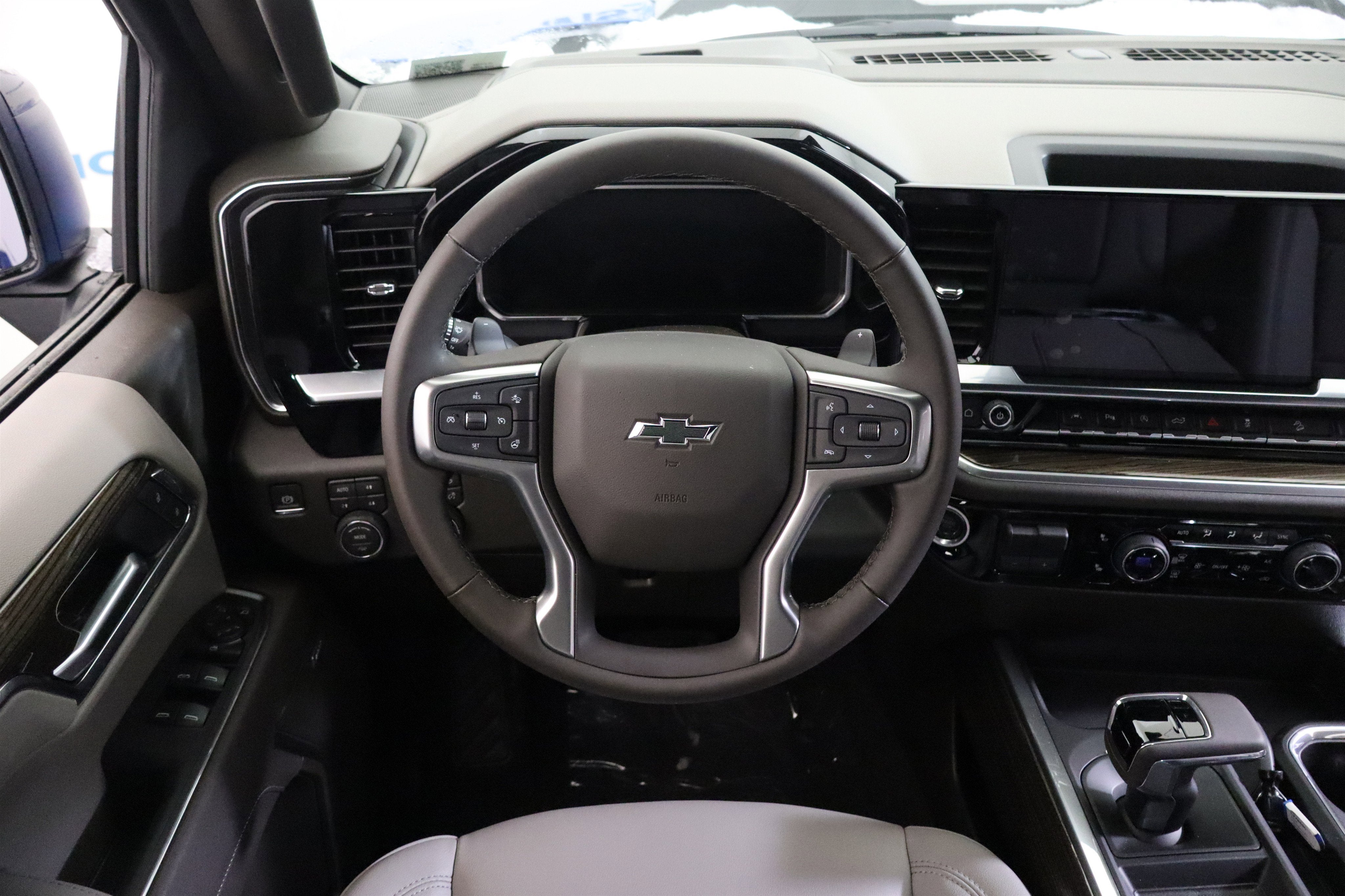 2026 Chevrolet Silverado 1500 LT Trail Boss Crew Cab 4WD