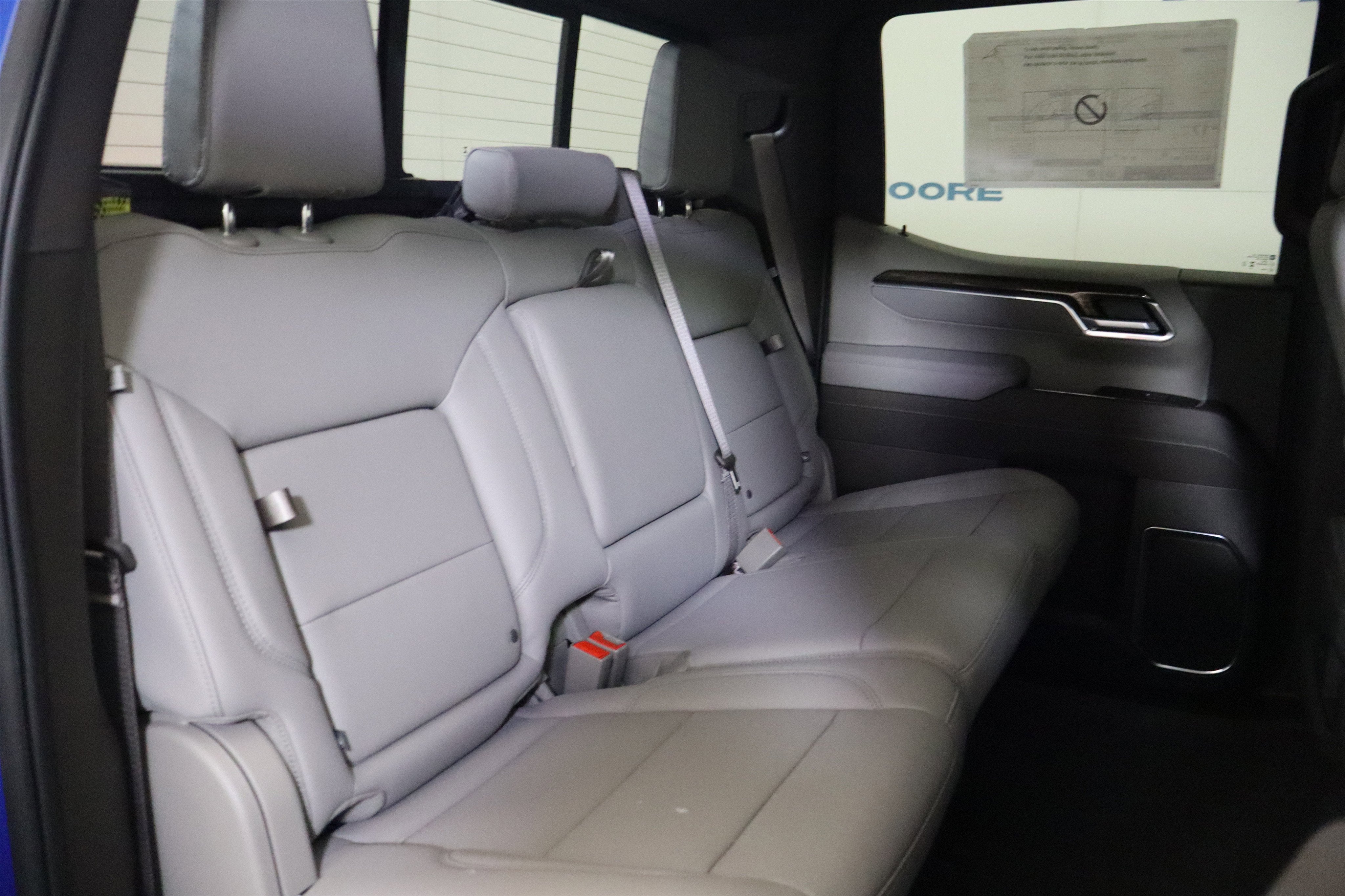 2026 Chevrolet Silverado 1500 LT Trail Boss Crew Cab 4WD