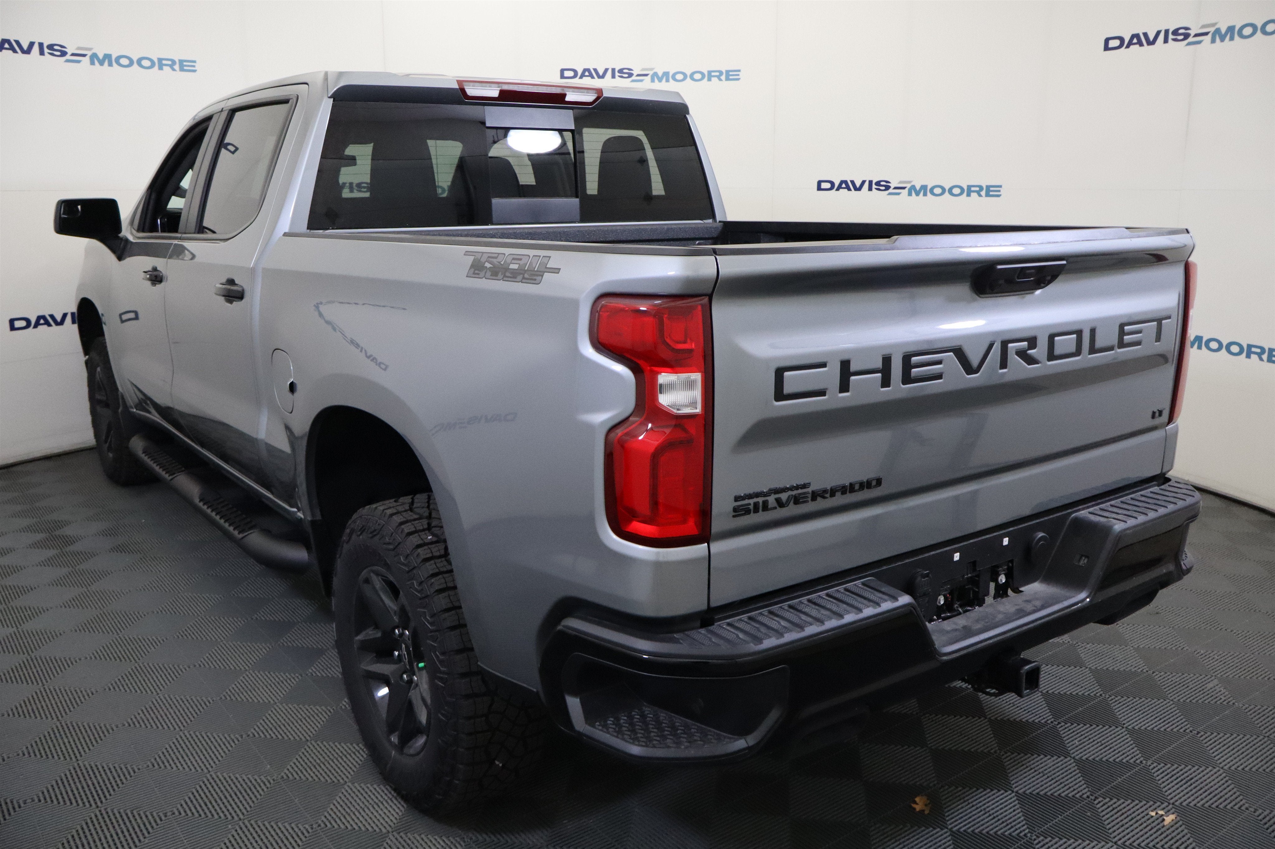 2026 Chevrolet Silverado 1500 LT Trail Boss Crew Cab 4WD