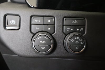 2026 Chevrolet Silverado 1500 LT Trail Boss Crew Cab 4WD