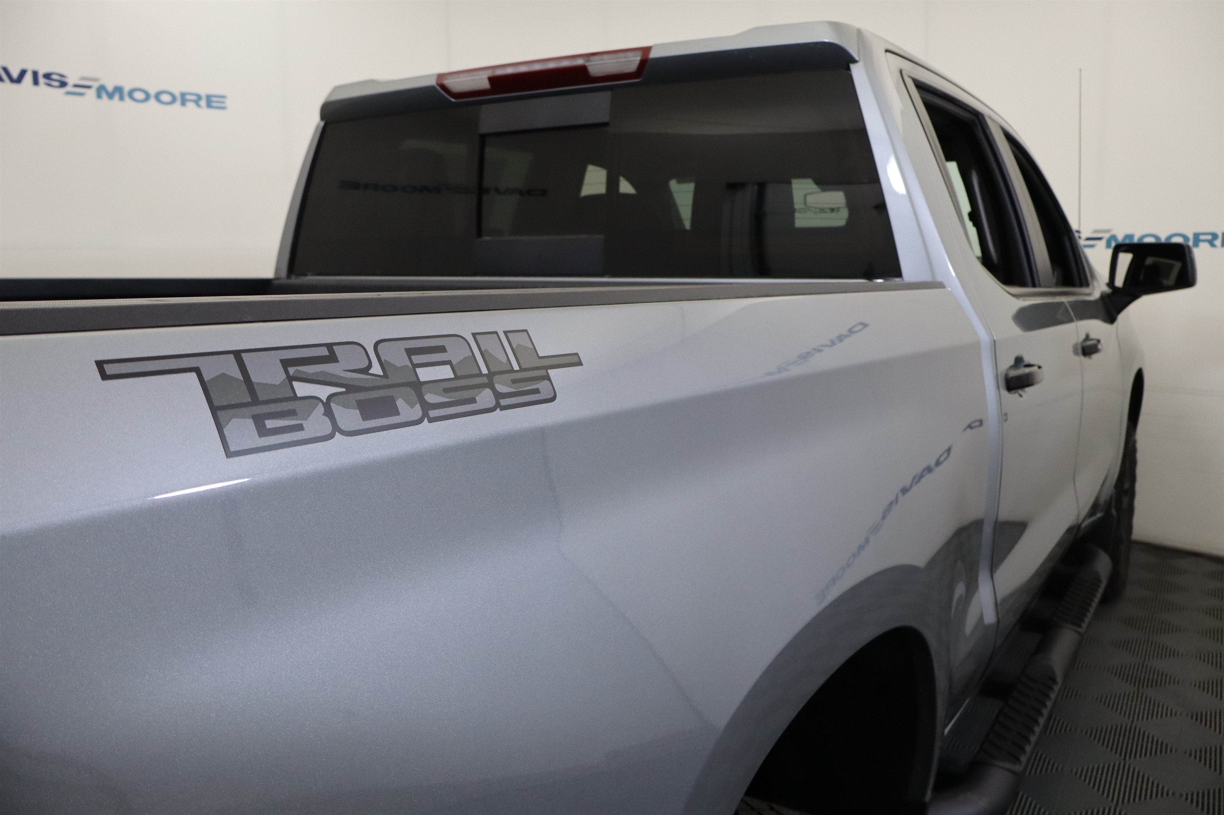 2026 Chevrolet Silverado 1500 LT Trail Boss Crew Cab 4WD
