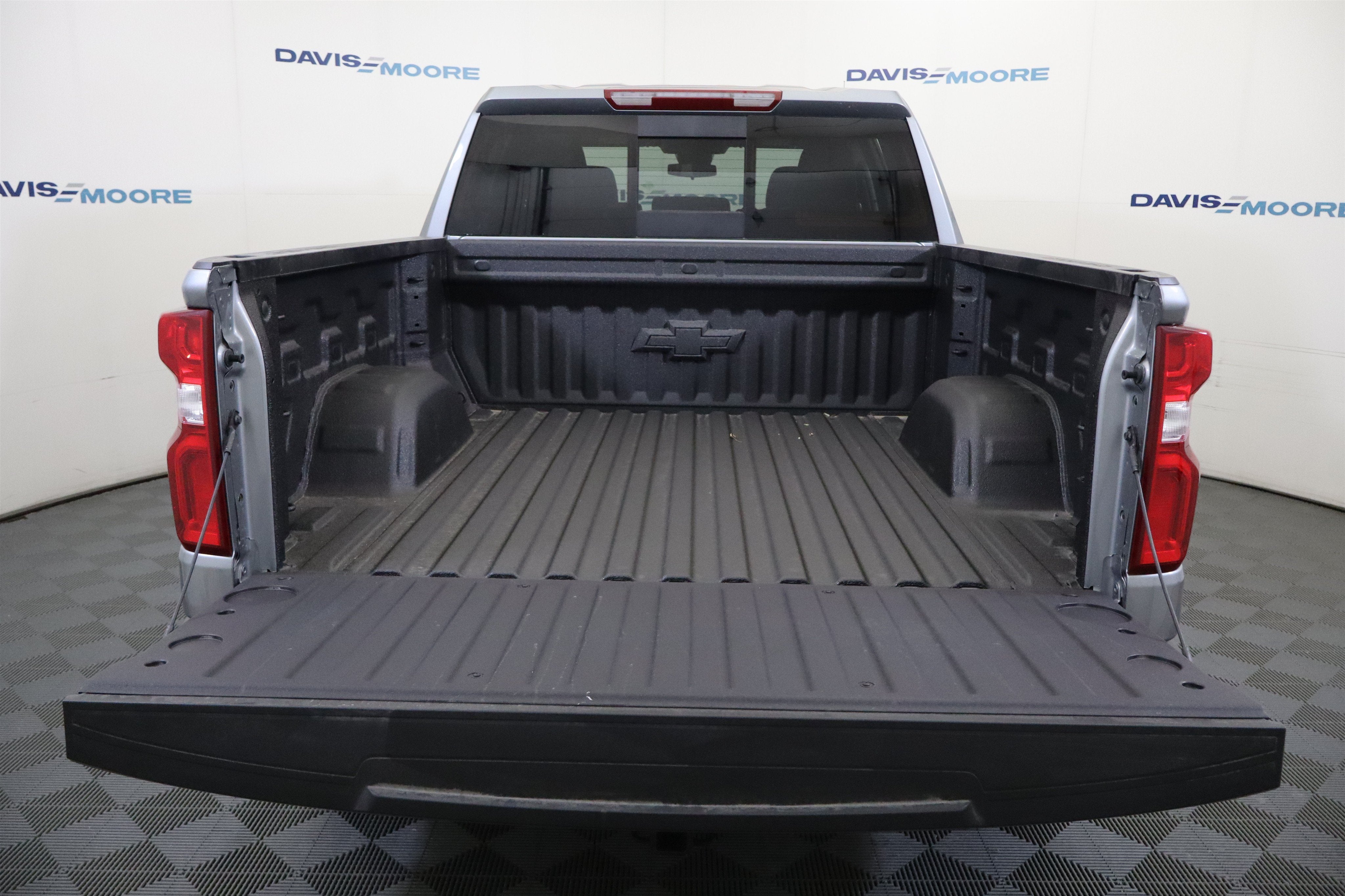 2026 Chevrolet Silverado 1500 LT Trail Boss Crew Cab 4WD