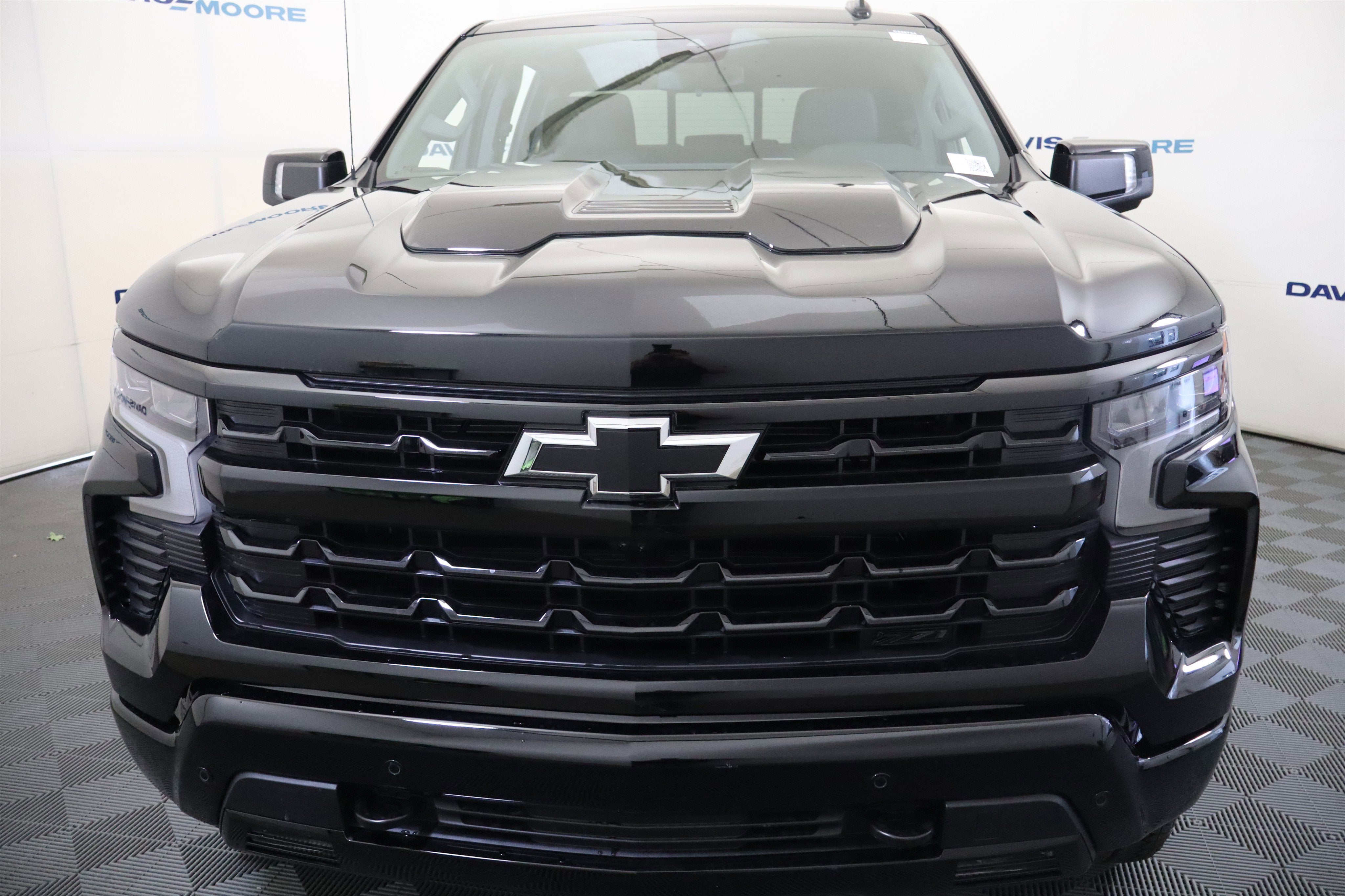 2026 Chevrolet Silverado 1500 LT Trail Boss Crew Cab 4WD