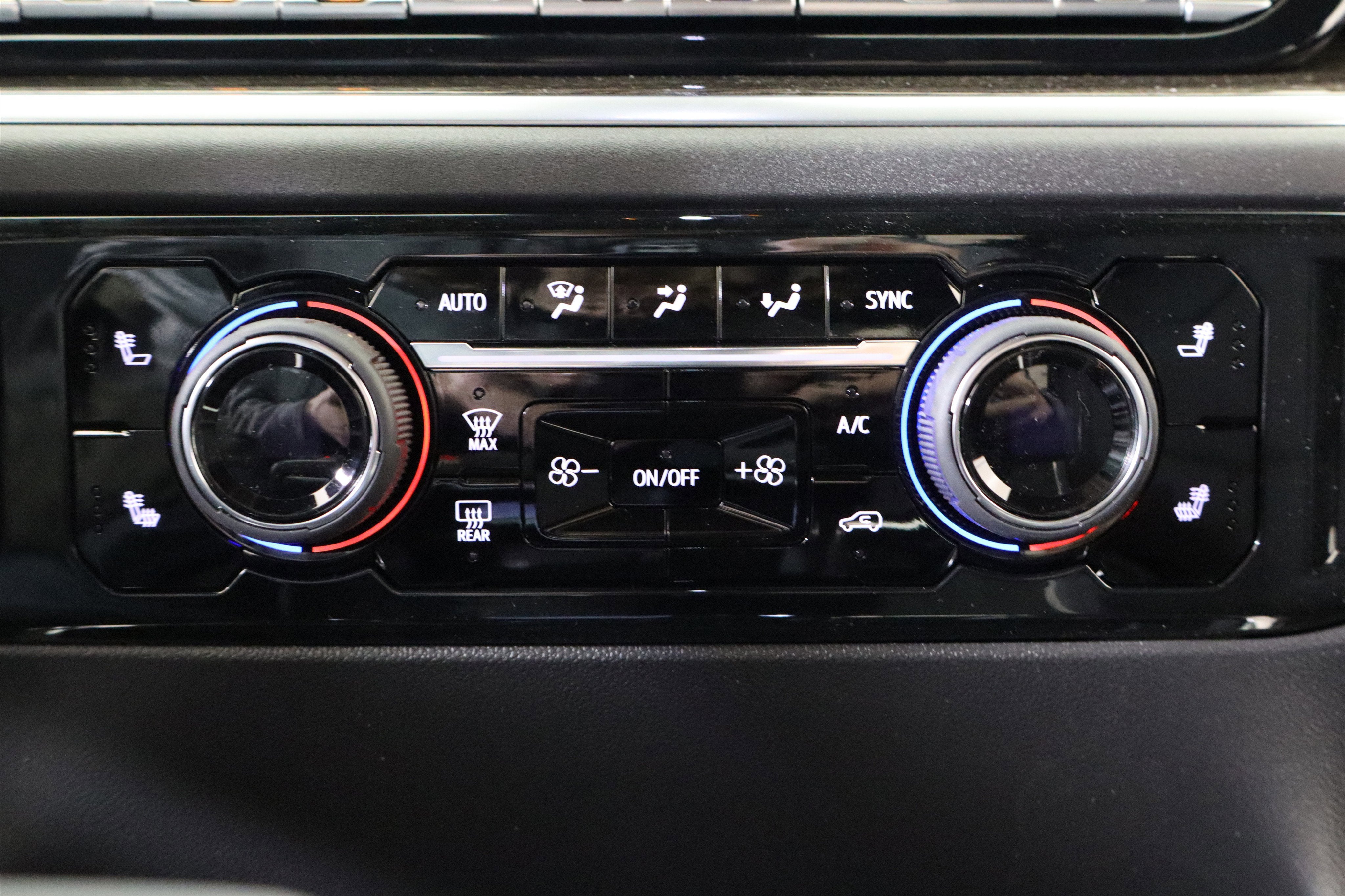 2026 Chevrolet Silverado 1500 LT Trail Boss Crew Cab 4WD