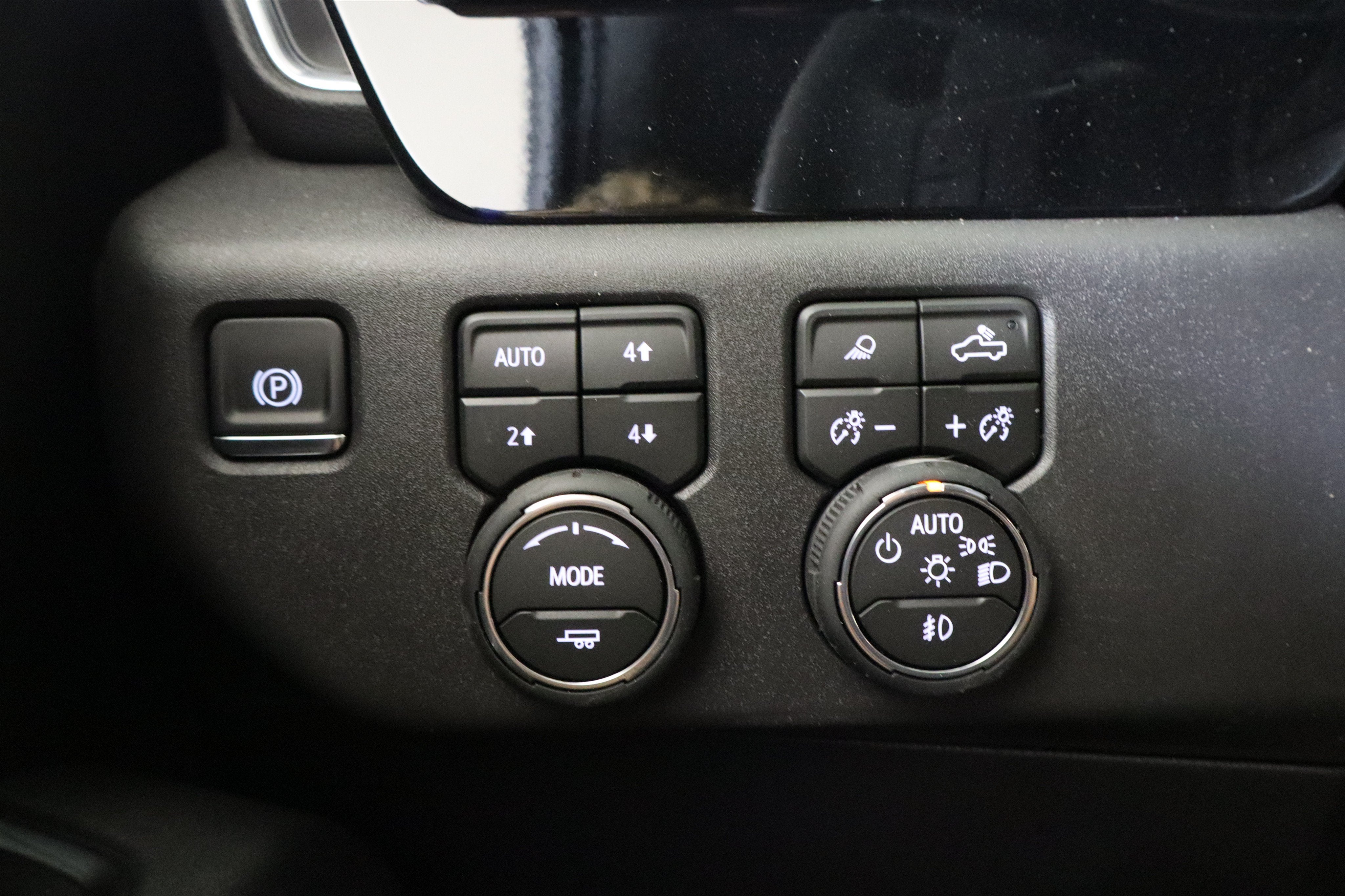 2026 Chevrolet Silverado 1500 LT Trail Boss Crew Cab 4WD