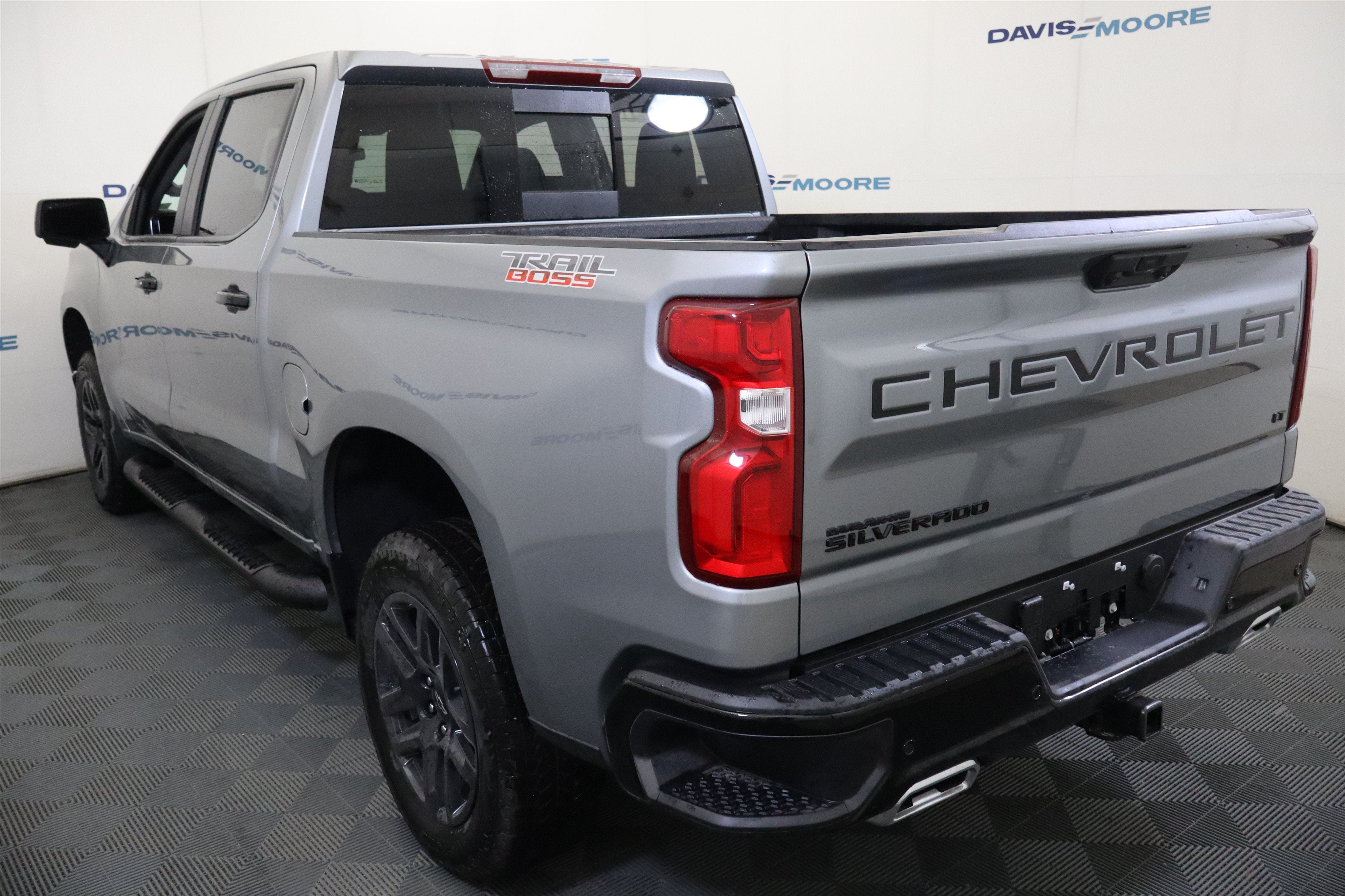 2026 Chevrolet Silverado 1500 LT Trail Boss Crew Cab 4WD