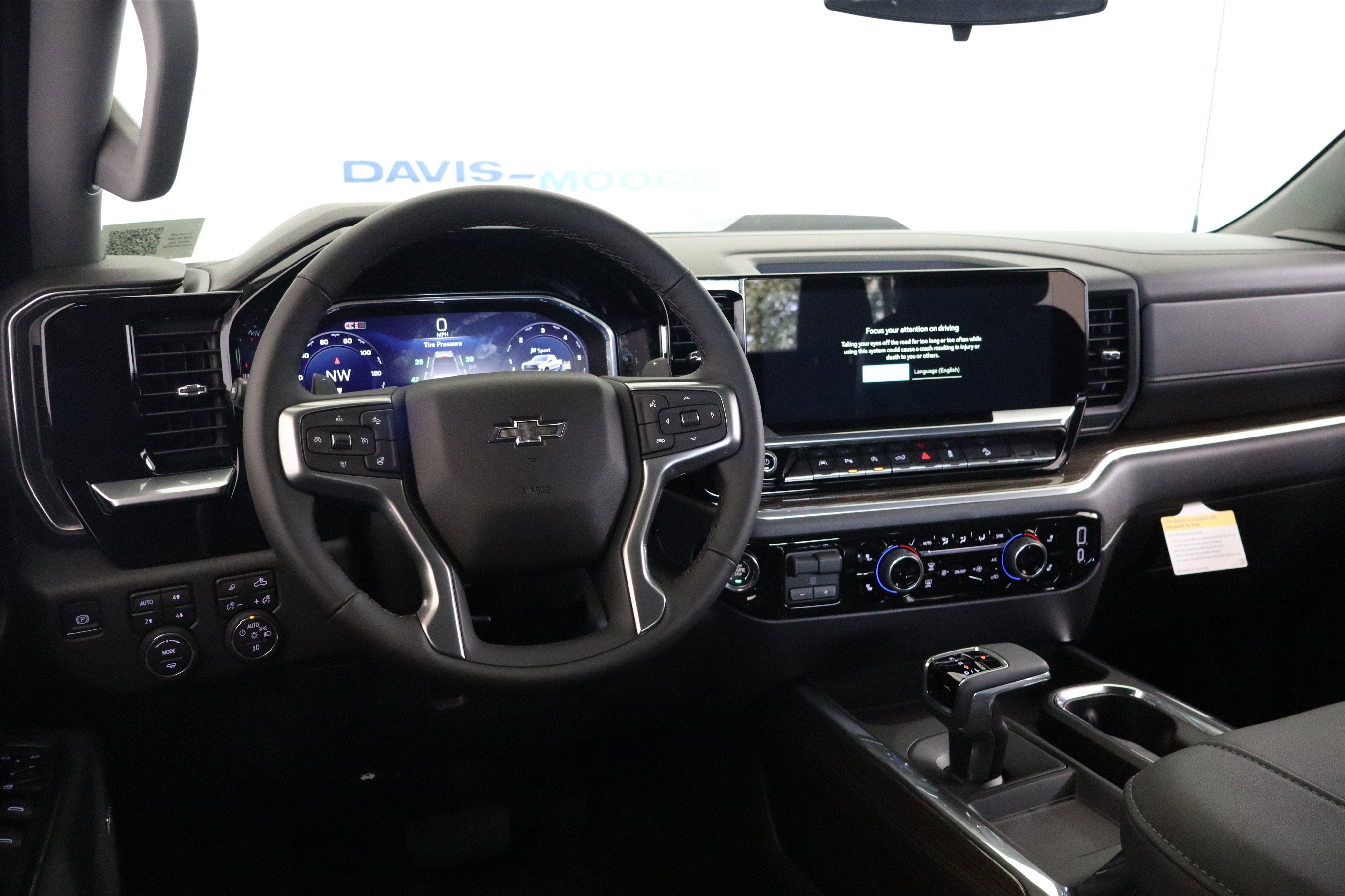 2026 Chevrolet Silverado 1500 LT Trail Boss Crew Cab 4WD