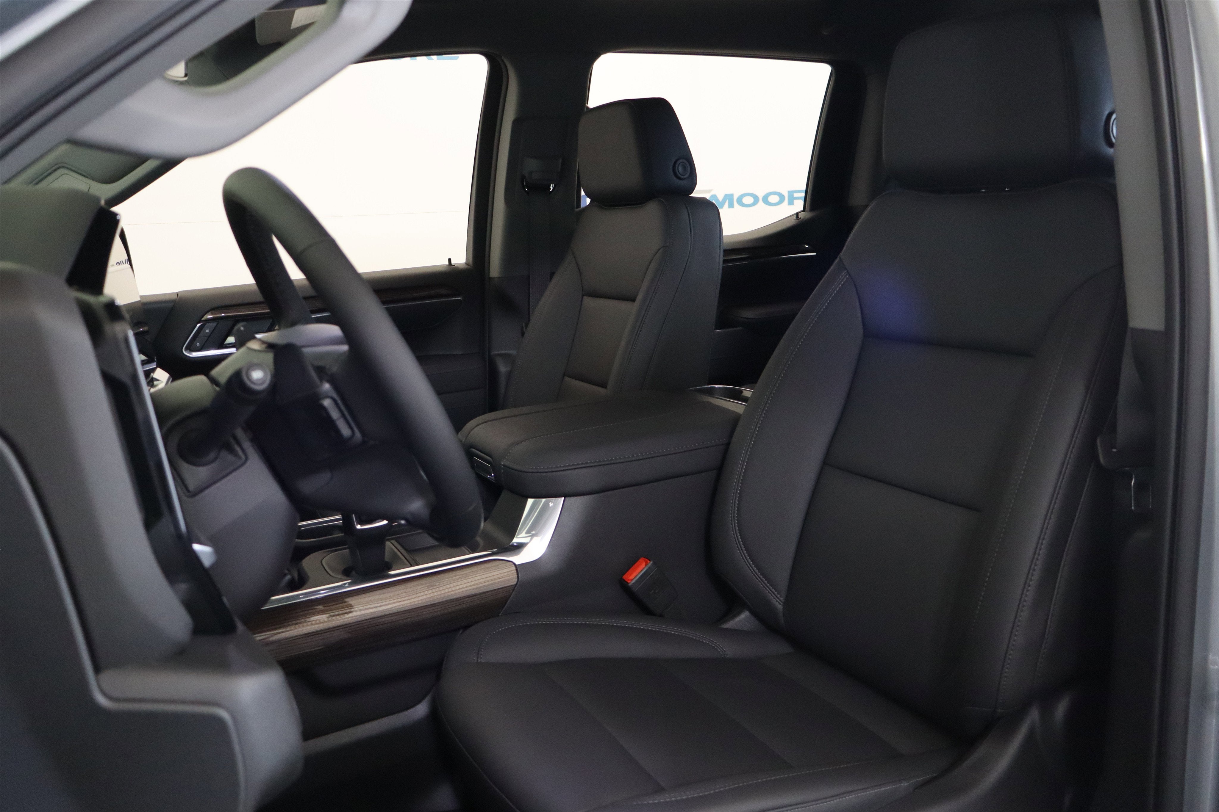 2026 Chevrolet Silverado 1500 LT Trail Boss Crew Cab 4WD