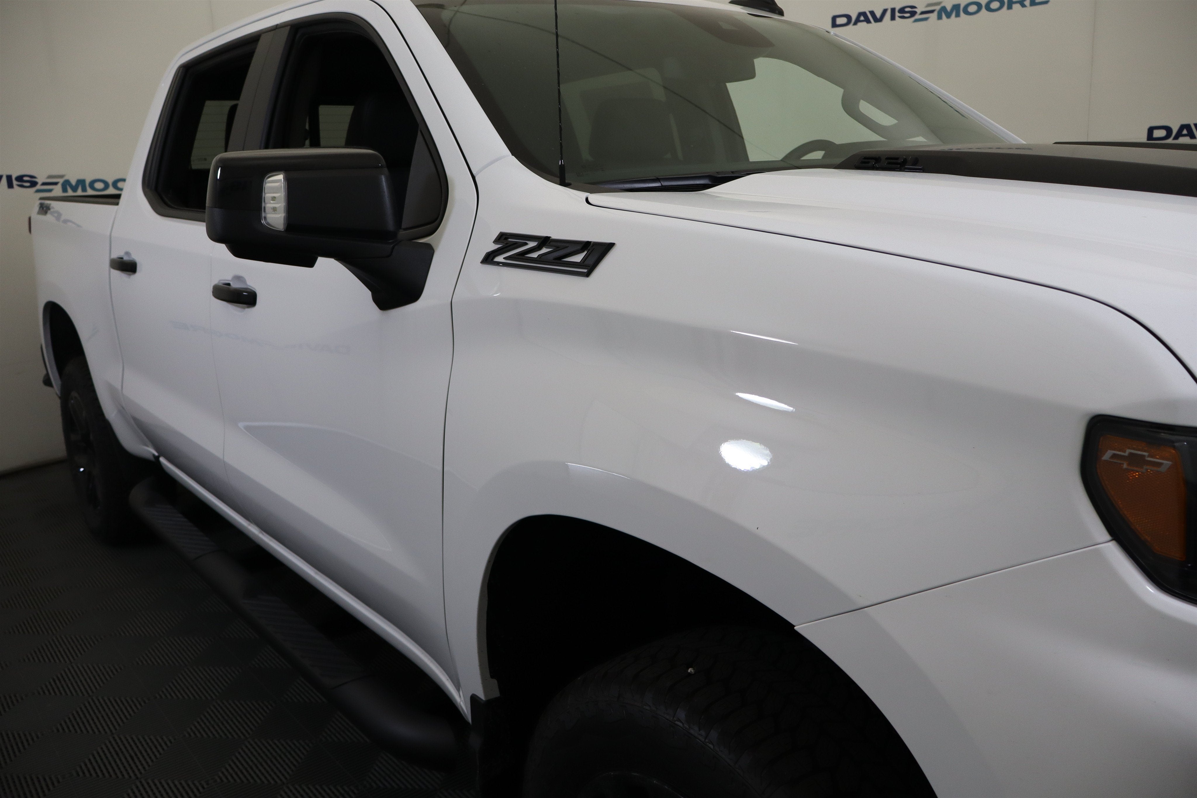 2026 Chevrolet Silverado 1500 LT Trail Boss Crew Cab 4WD
