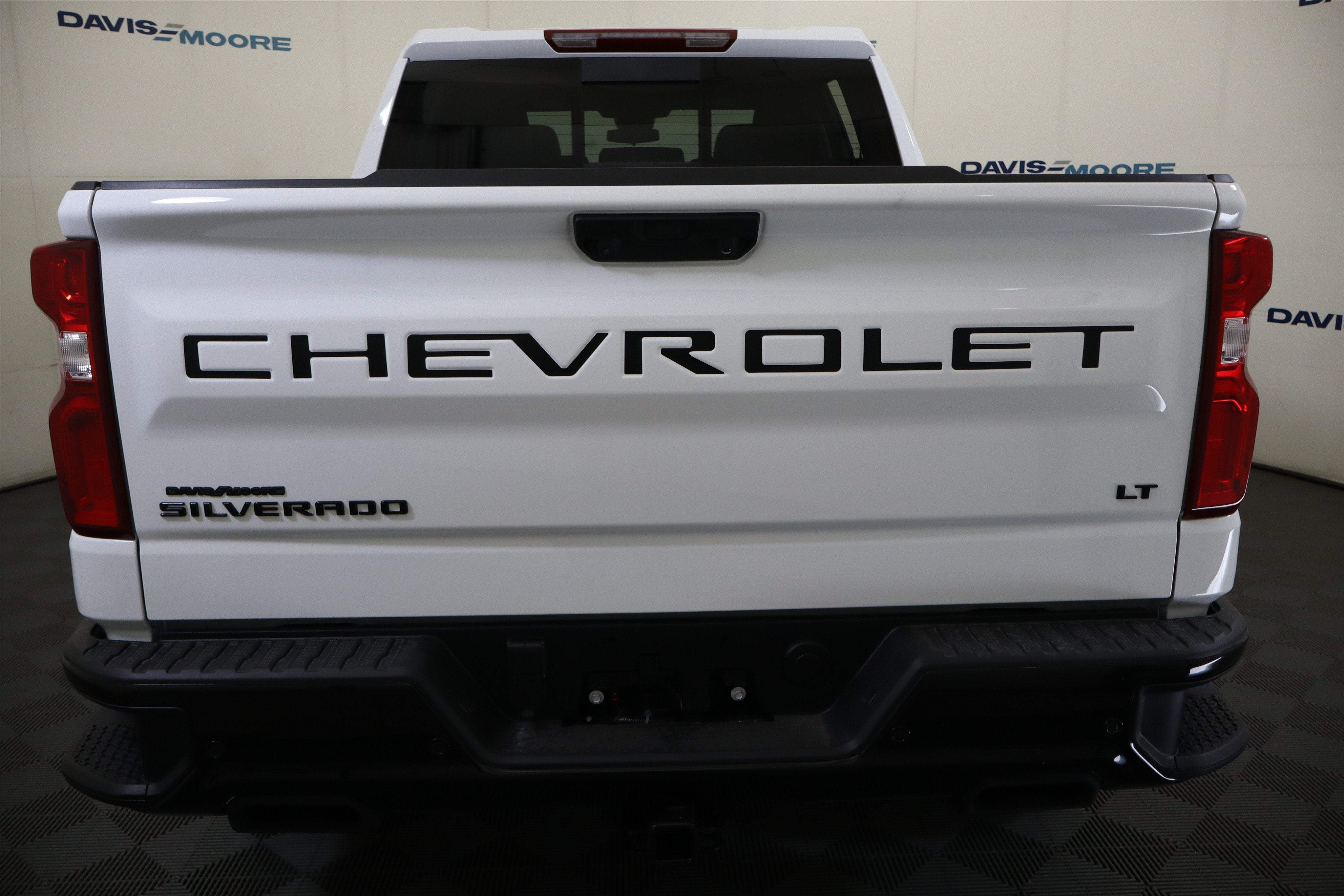 2026 Chevrolet Silverado 1500 LT Trail Boss Crew Cab 4WD
