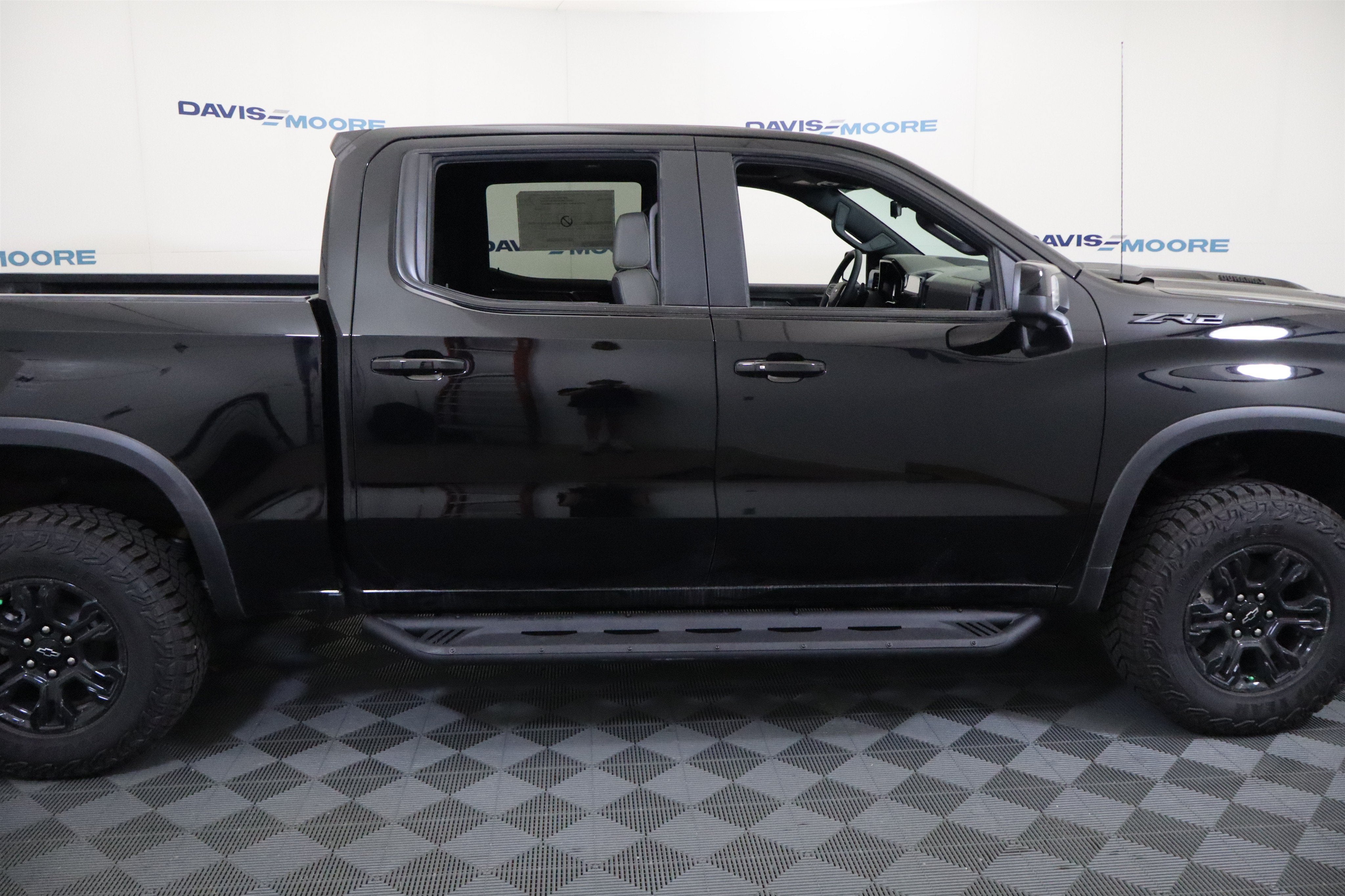 2026 Chevrolet Silverado 1500 ZR2 Crew Cab 4WD