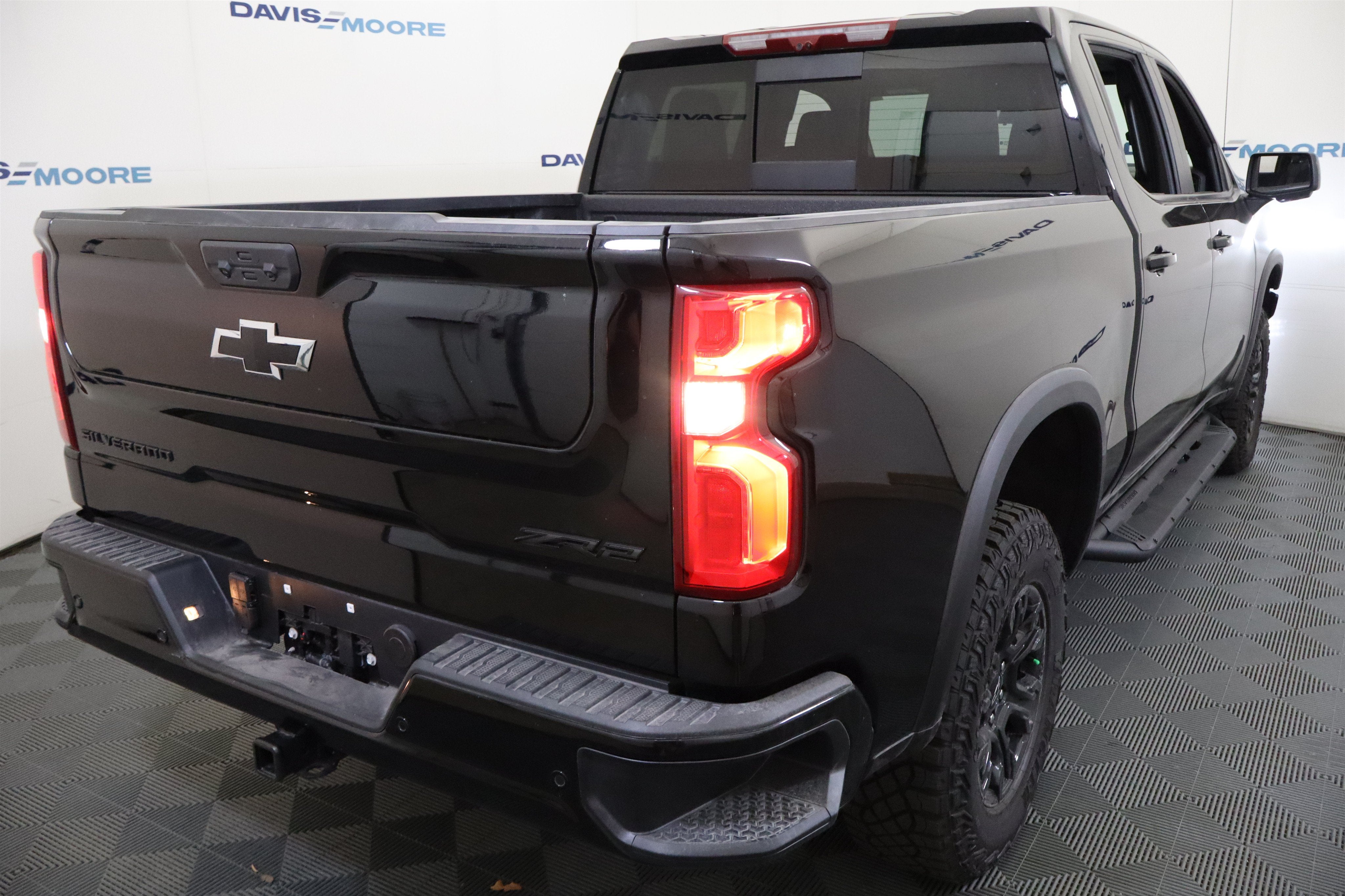 2026 Chevrolet Silverado 1500 ZR2 Crew Cab 4WD