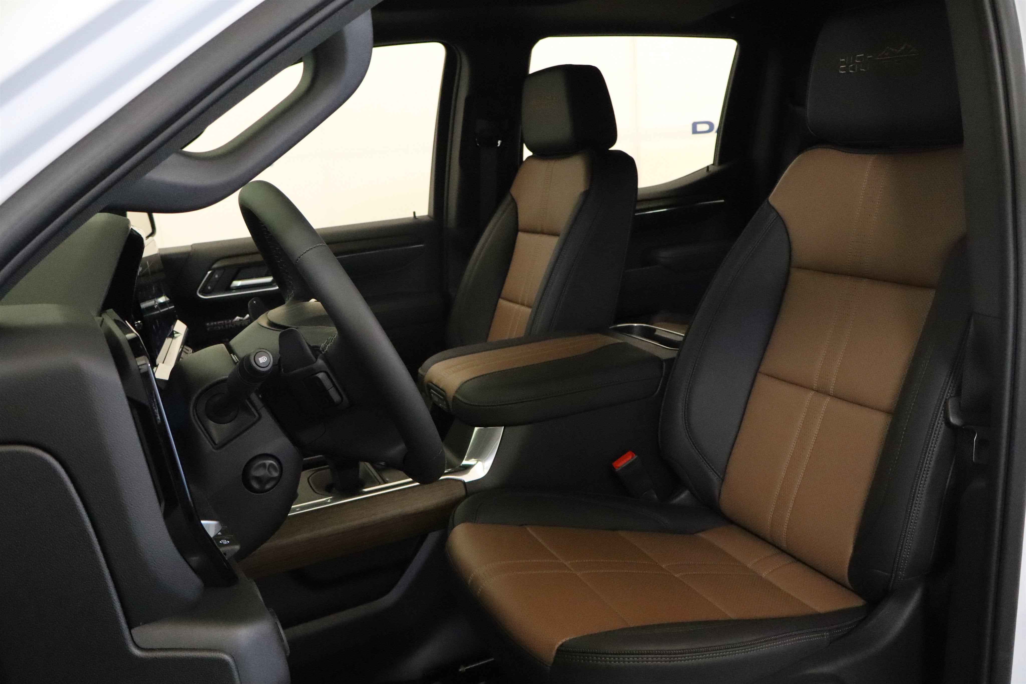 2026 Chevrolet Silverado 1500 High Country Crew Cab 4WD