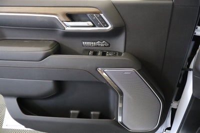 2026 Chevrolet Silverado 1500 High Country Crew Cab 4WD
