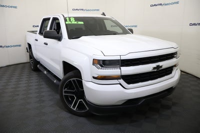 2018 Chevrolet Silverado 1500 Custom Crew Cab 4WD