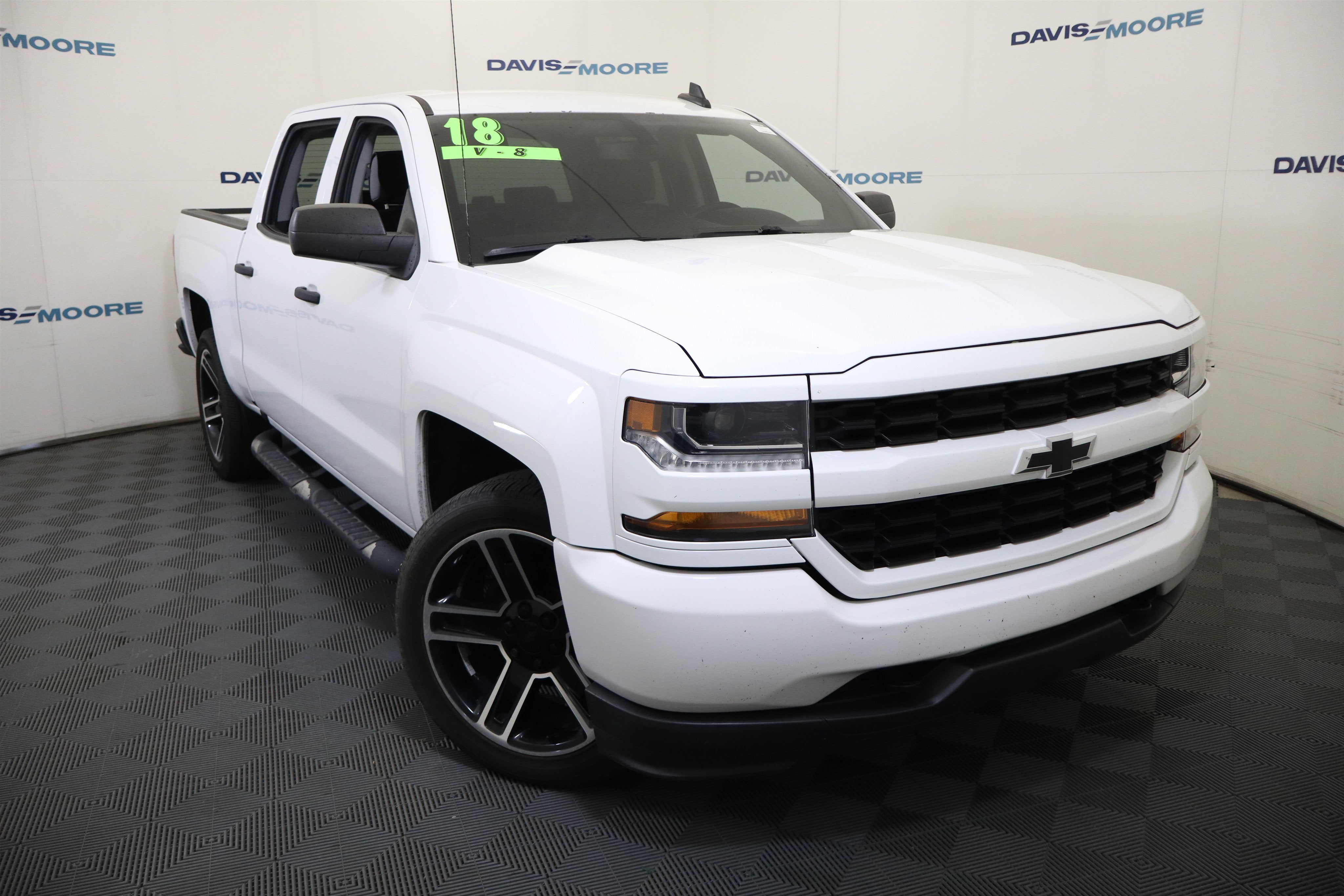 2018 Chevrolet Silverado 1500 Custom Crew Cab 4WD