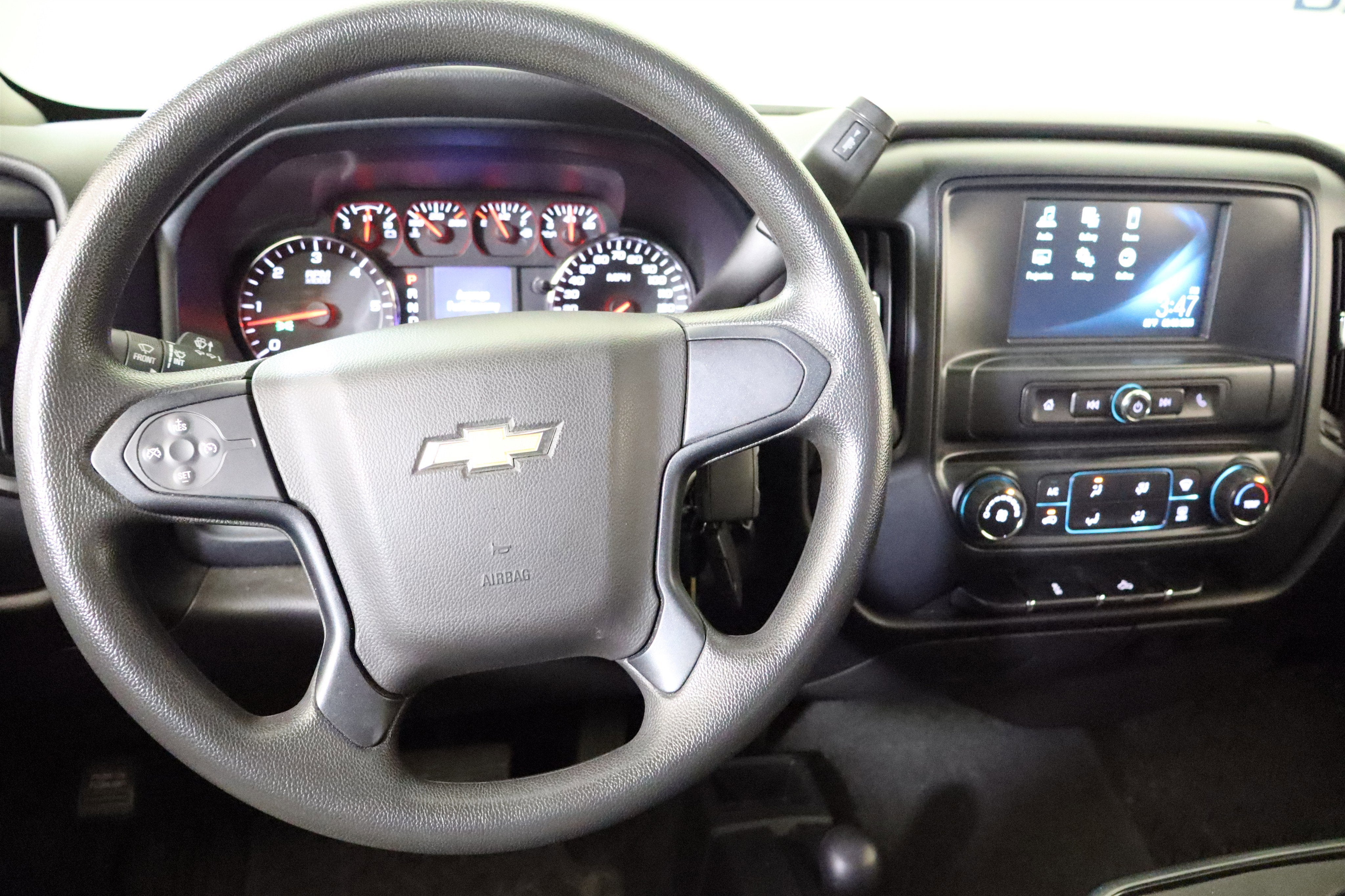 2018 Chevrolet Silverado 1500 Custom Crew Cab 4WD