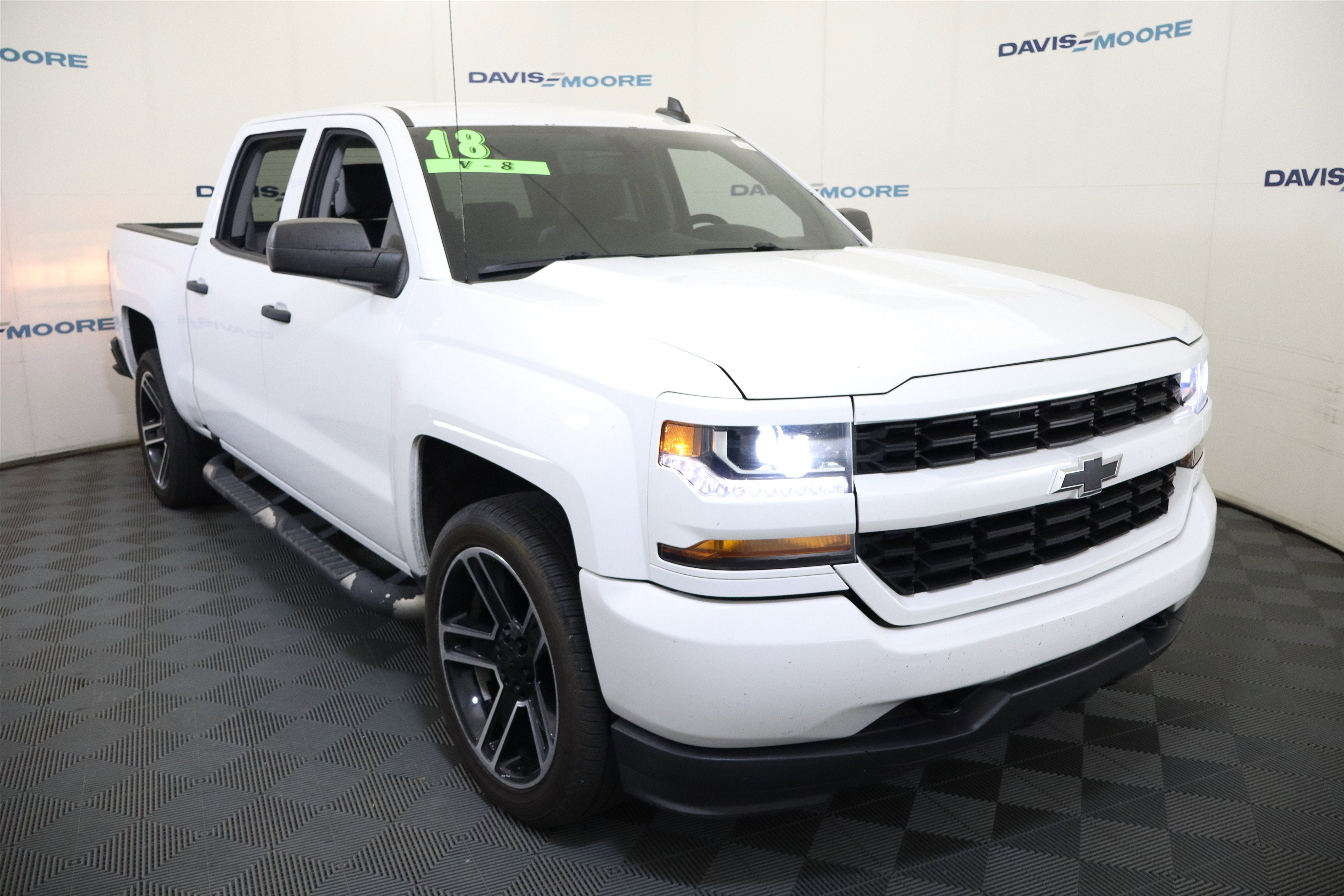 2018 Chevrolet Silverado 1500 Custom Crew Cab 4WD